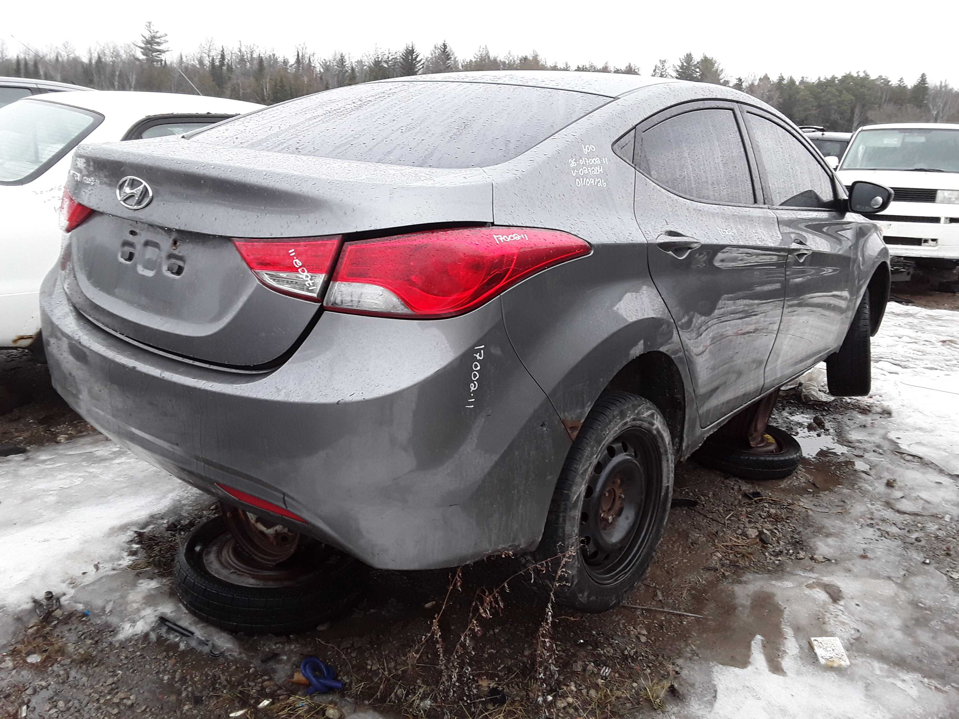 HYUNDAI ELANTRA 2011