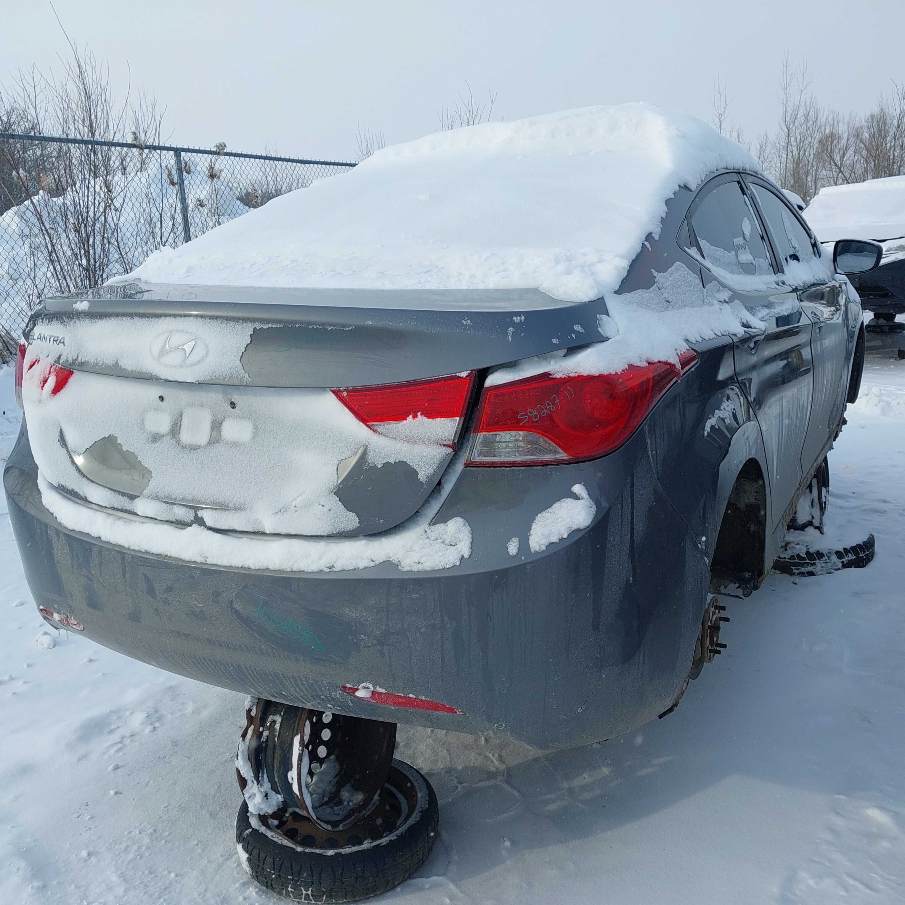 HYUNDAI ELANTRA 2011