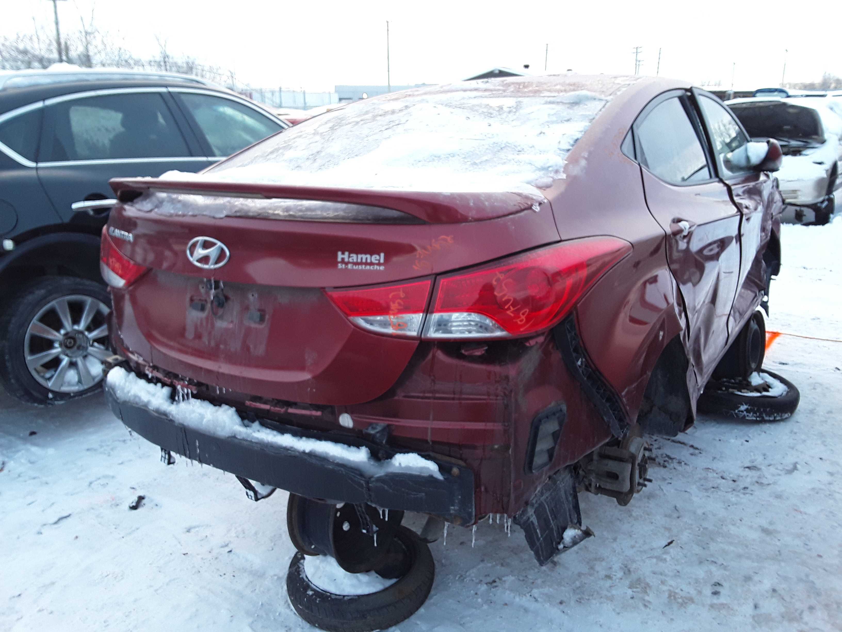 HYUNDAI ELANTRA 2011