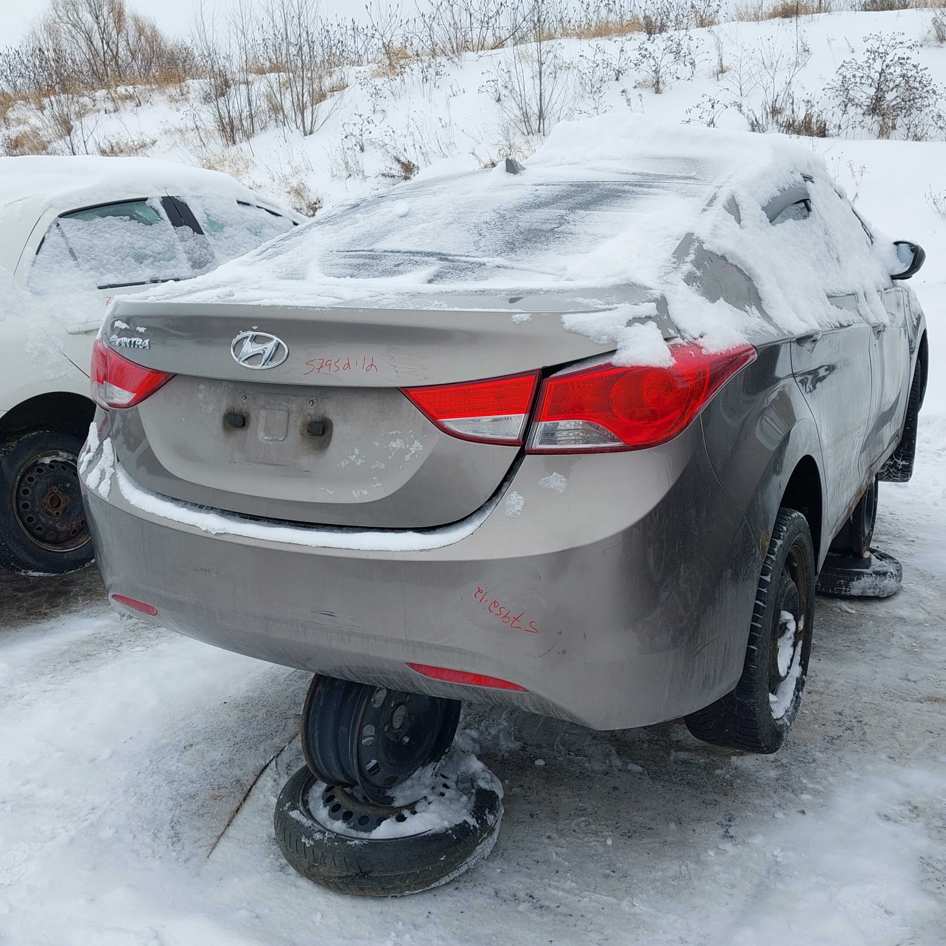 HYUNDAI ELANTRA 2012