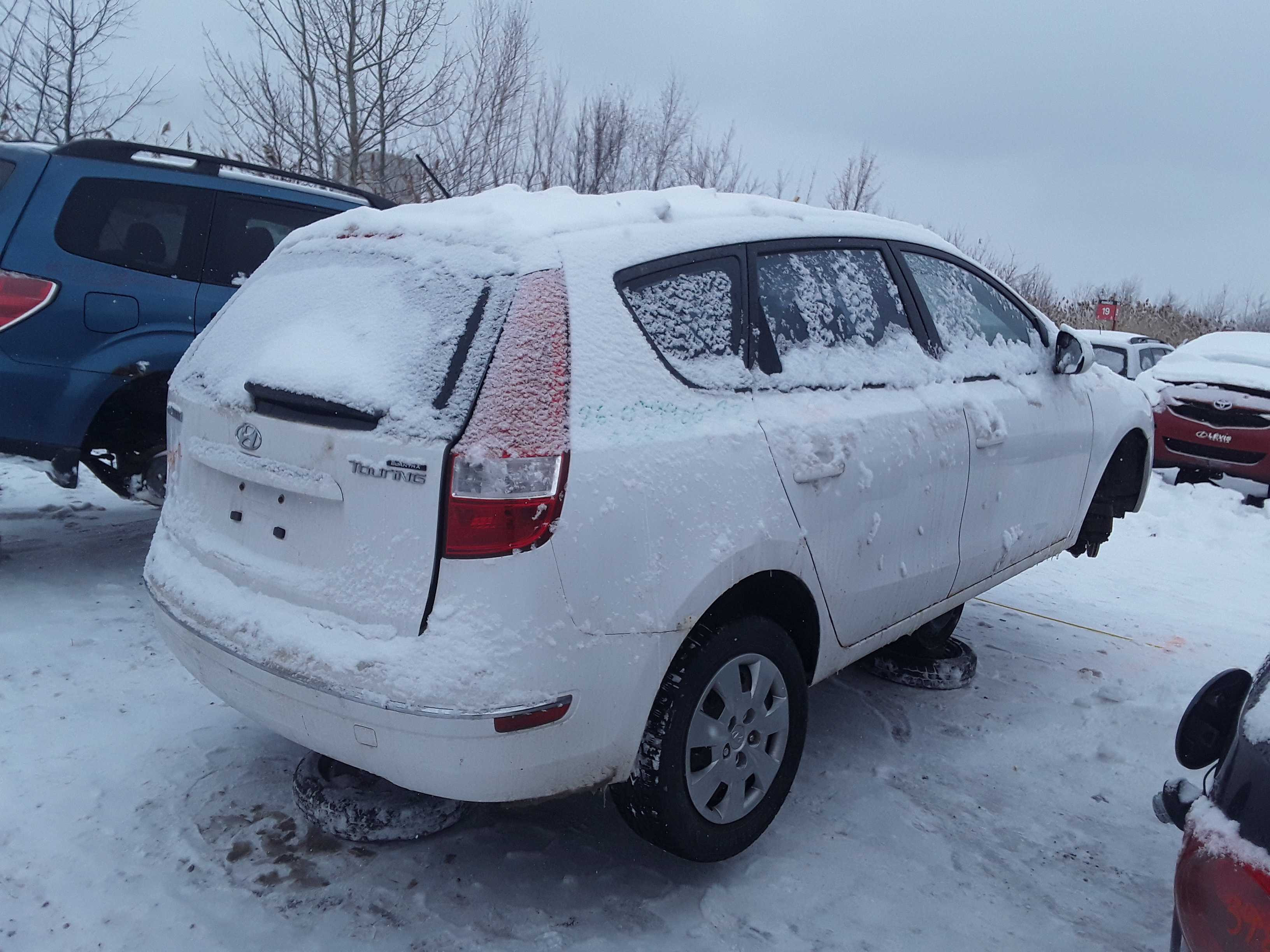 HYUNDAI ELANTRA 2012