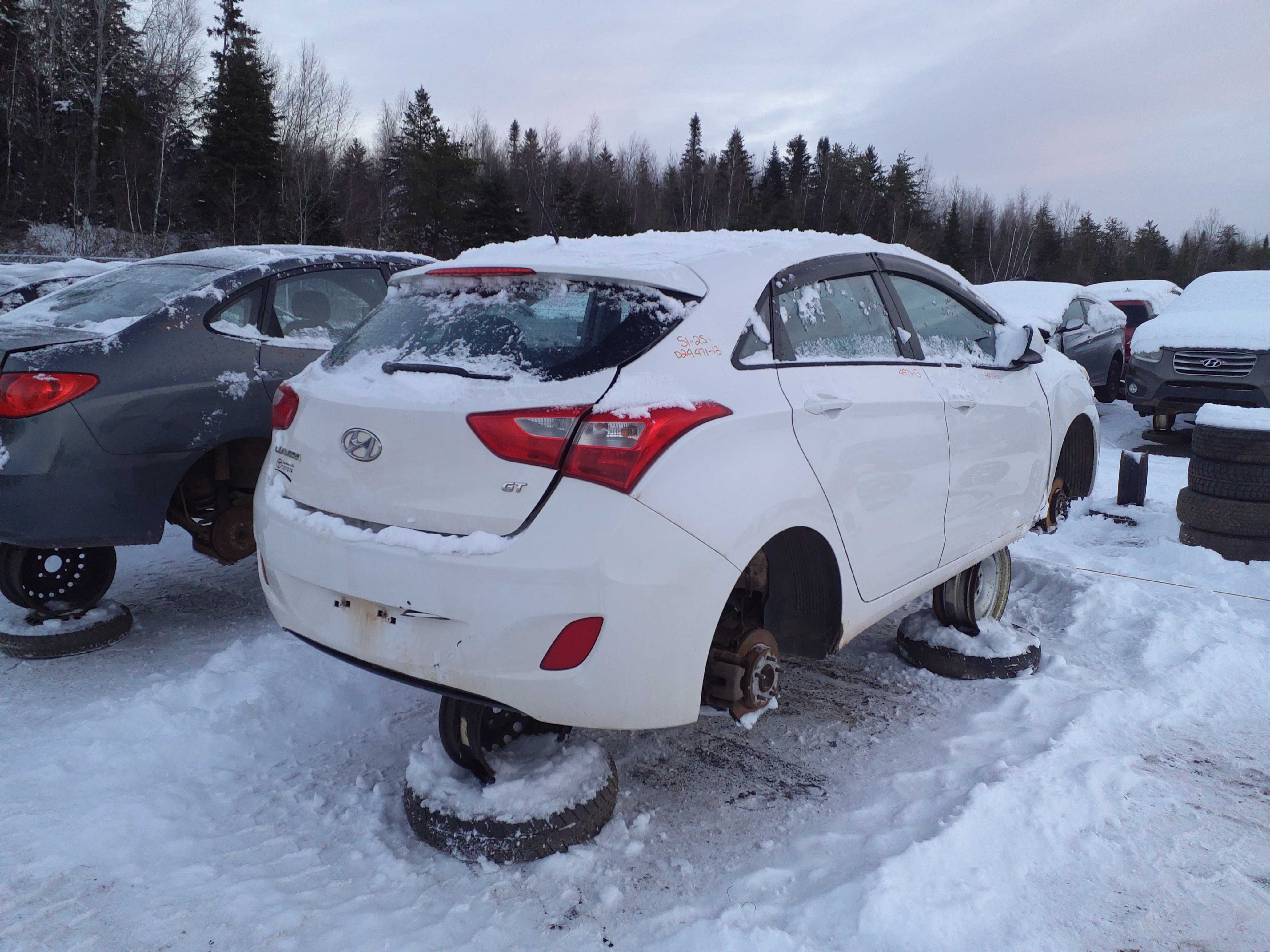 HYUNDAI ELANTRA 2013