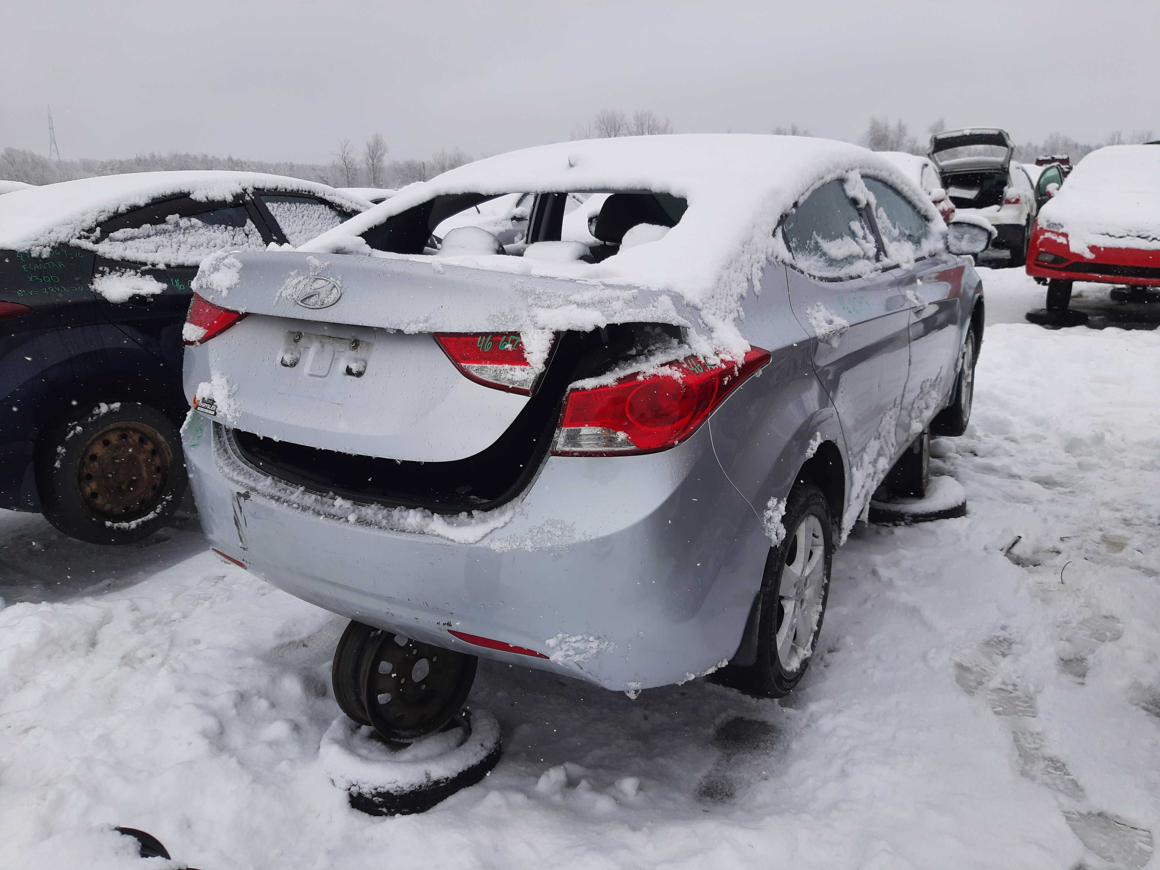 HYUNDAI ELANTRA 2013