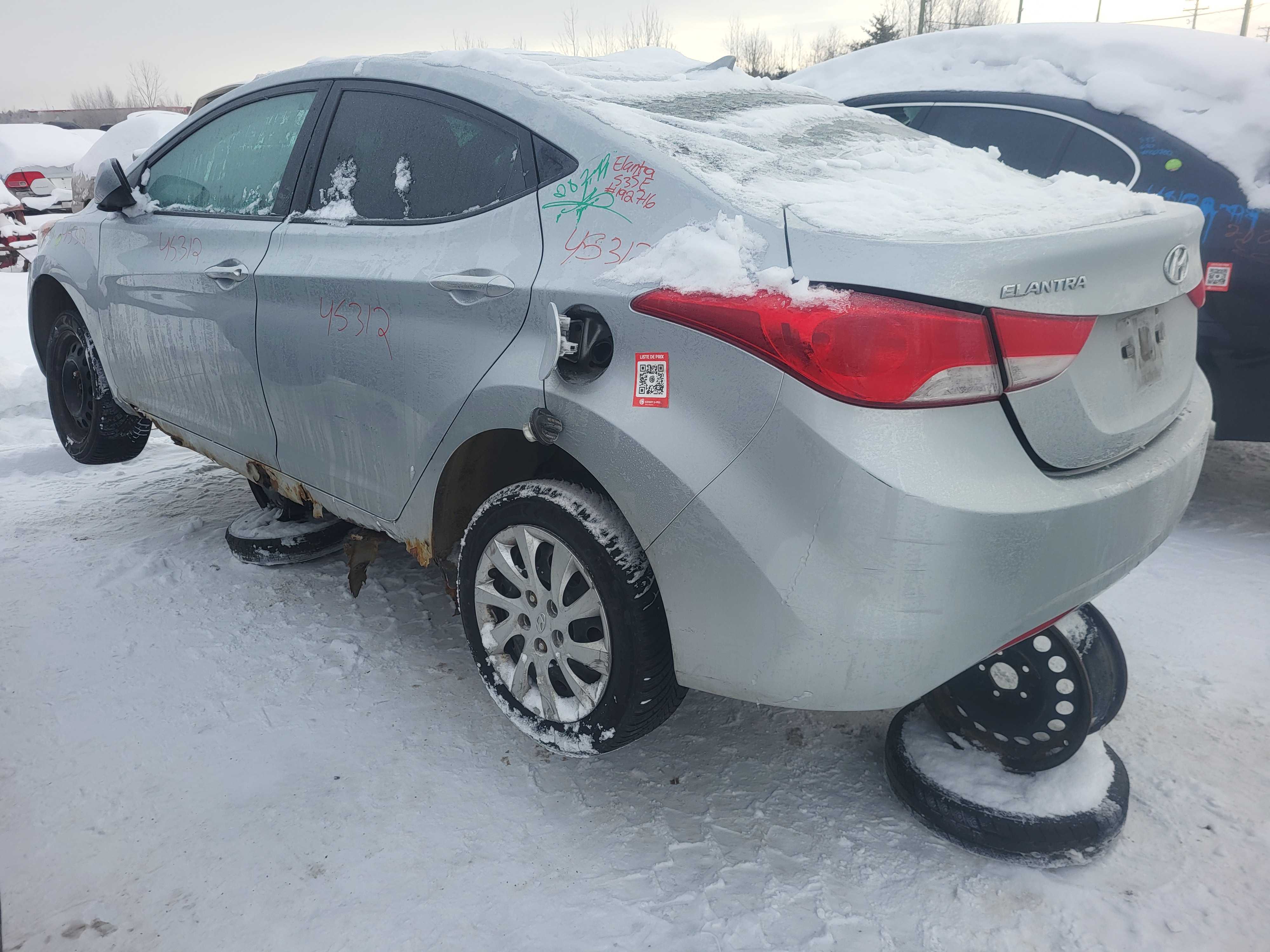 HYUNDAI ELANTRA 2013