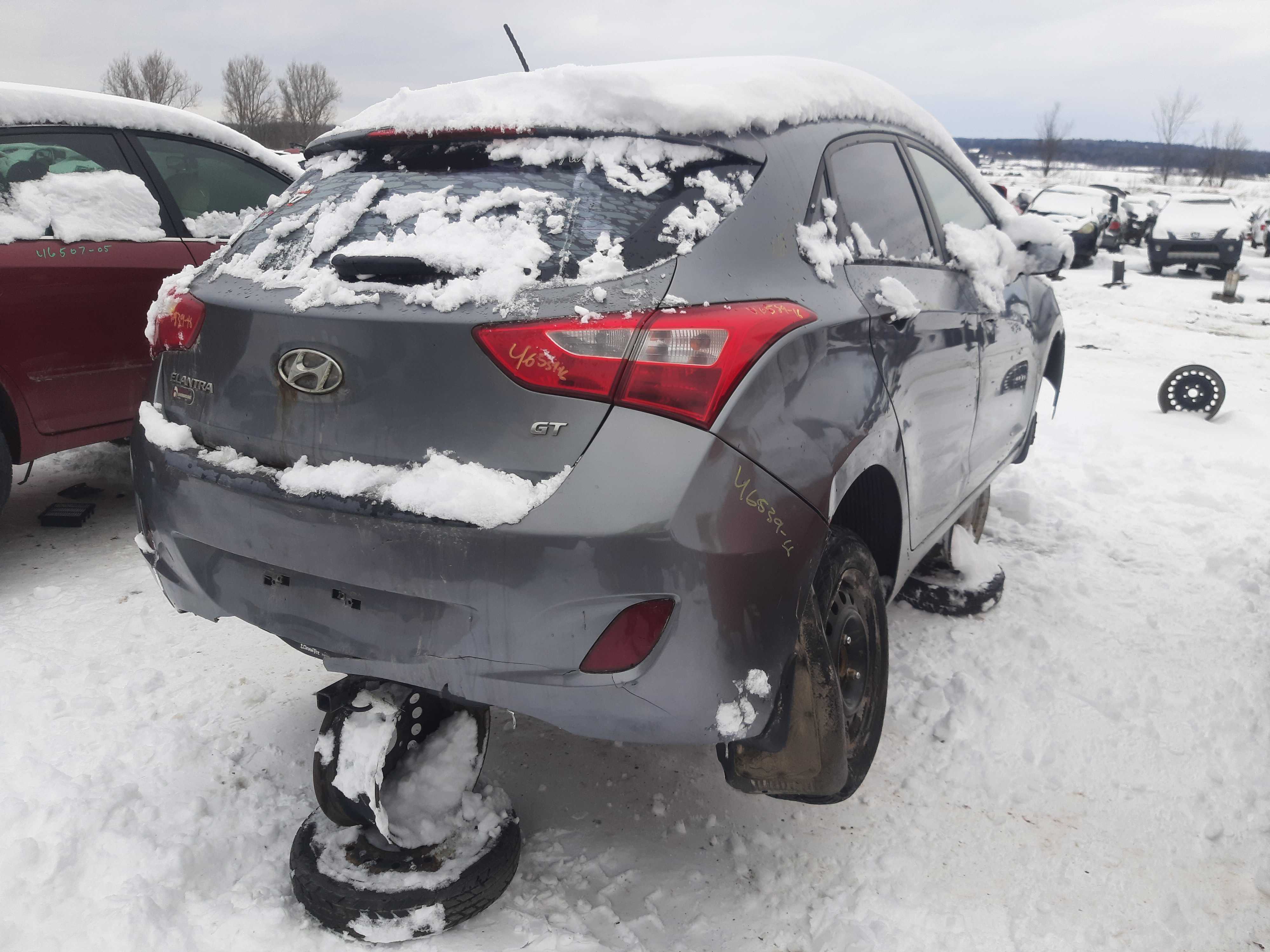 HYUNDAI ELANTRA 2016