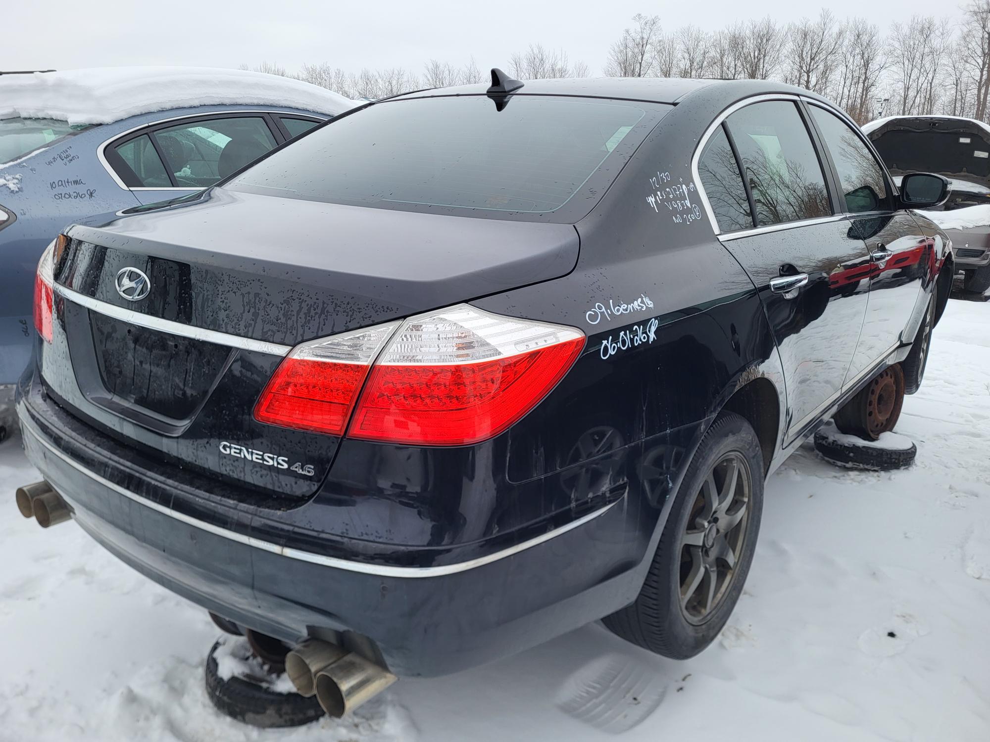 HYUNDAI GENESIS 2009