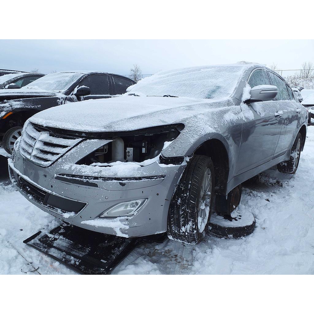 HYUNDAI GENESIS 2012