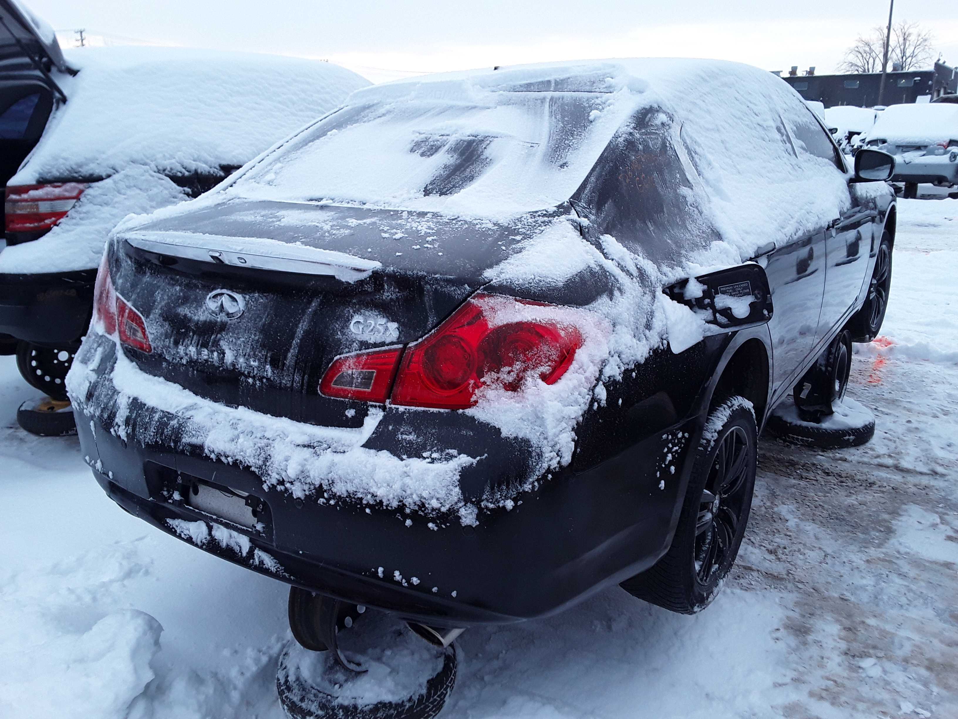 INFINITI G25 SEDAN 2011