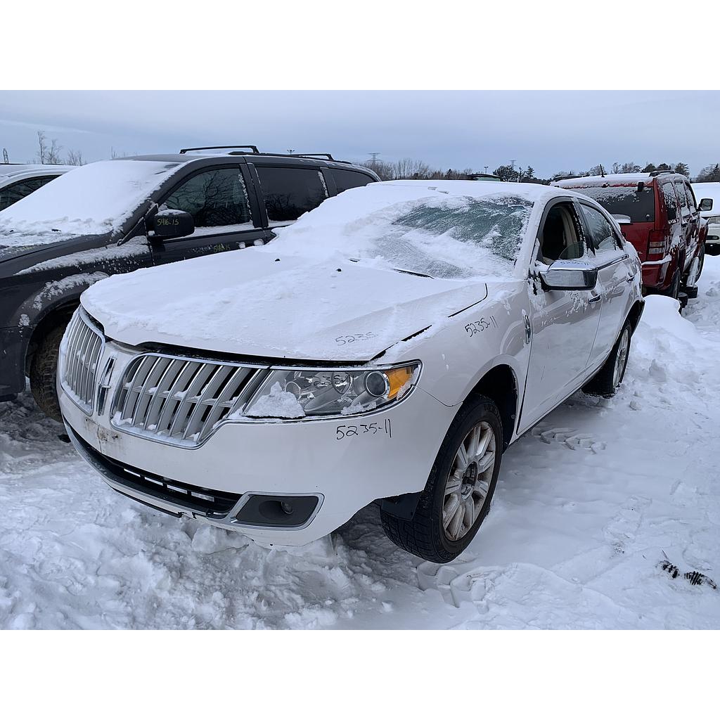 LINCOLN MKZ 2011