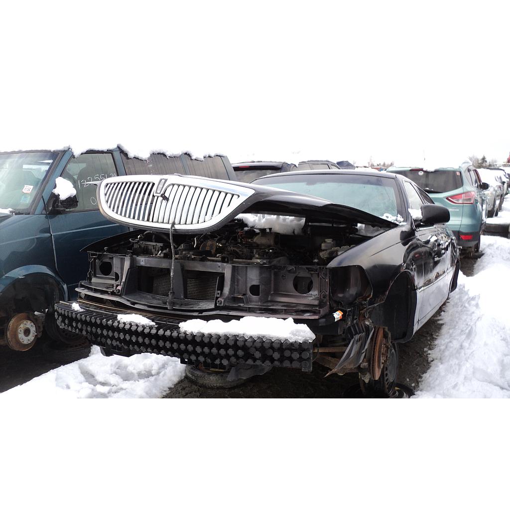 LINCOLN TOWN CAR 2009