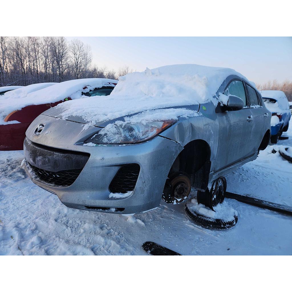 MAZDA MAZDA3 2013