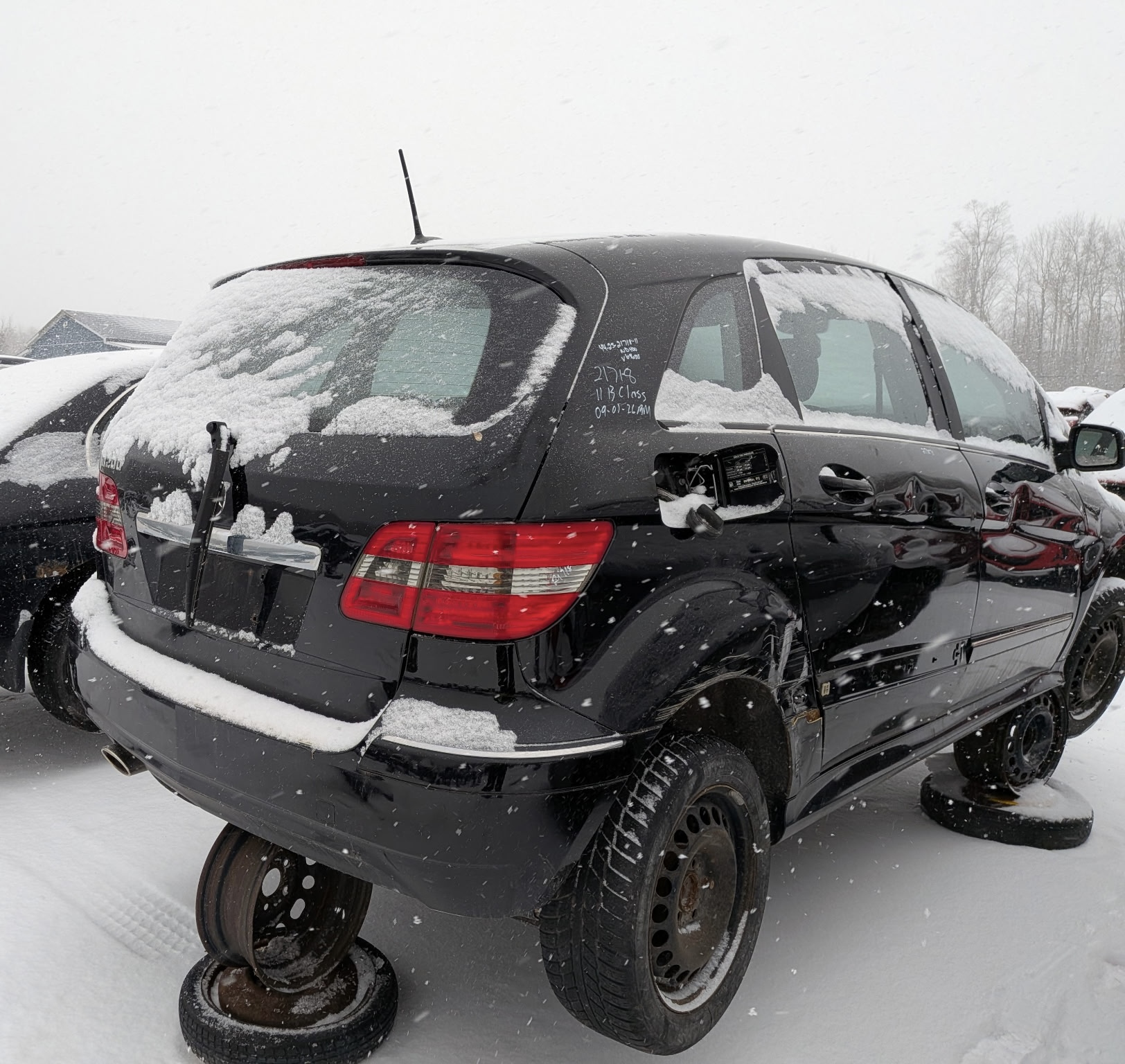 MERCEDES-BENZ B-CLASS 2011