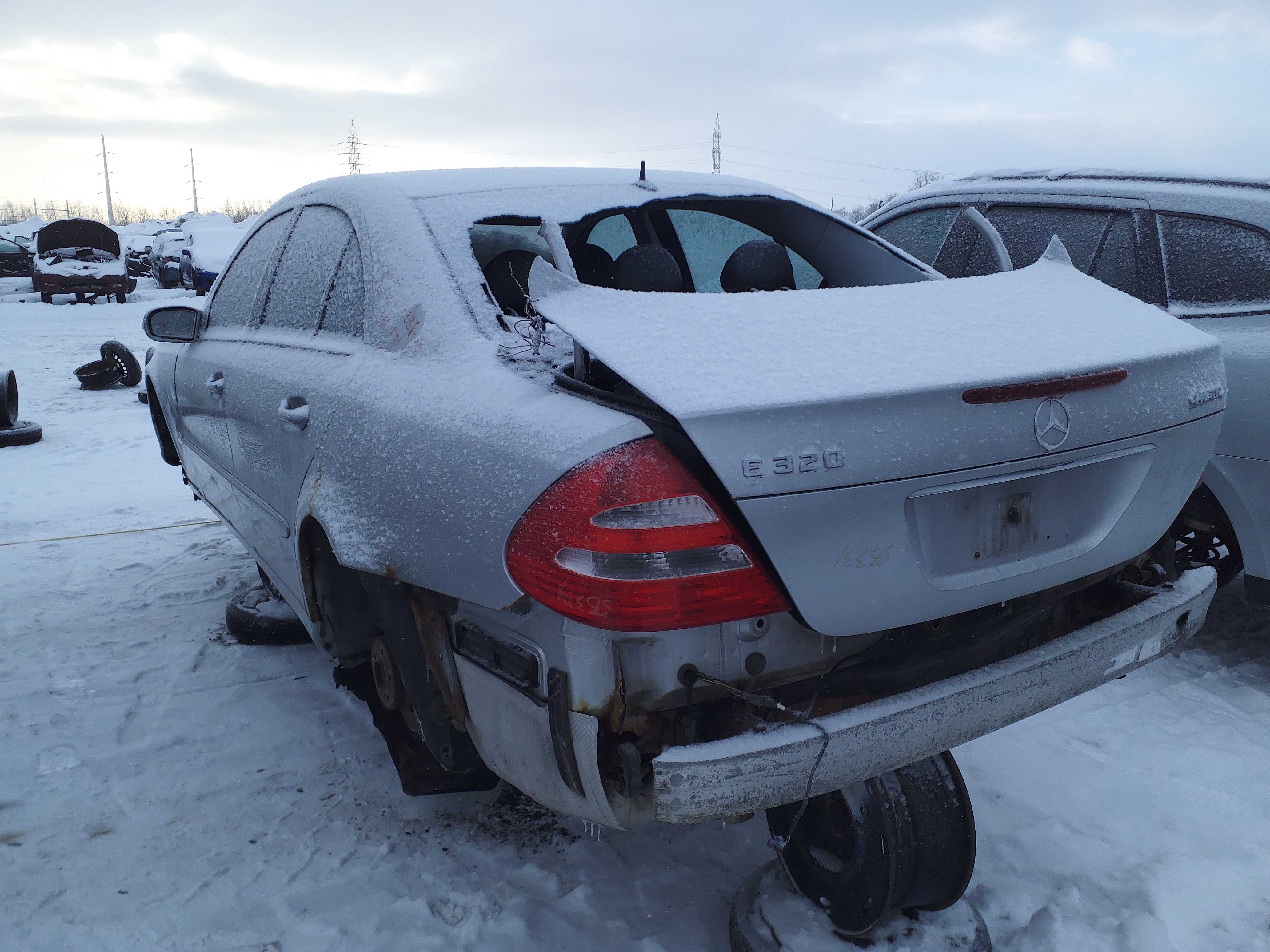 MERCEDES-BENZ E-CLASS 2005