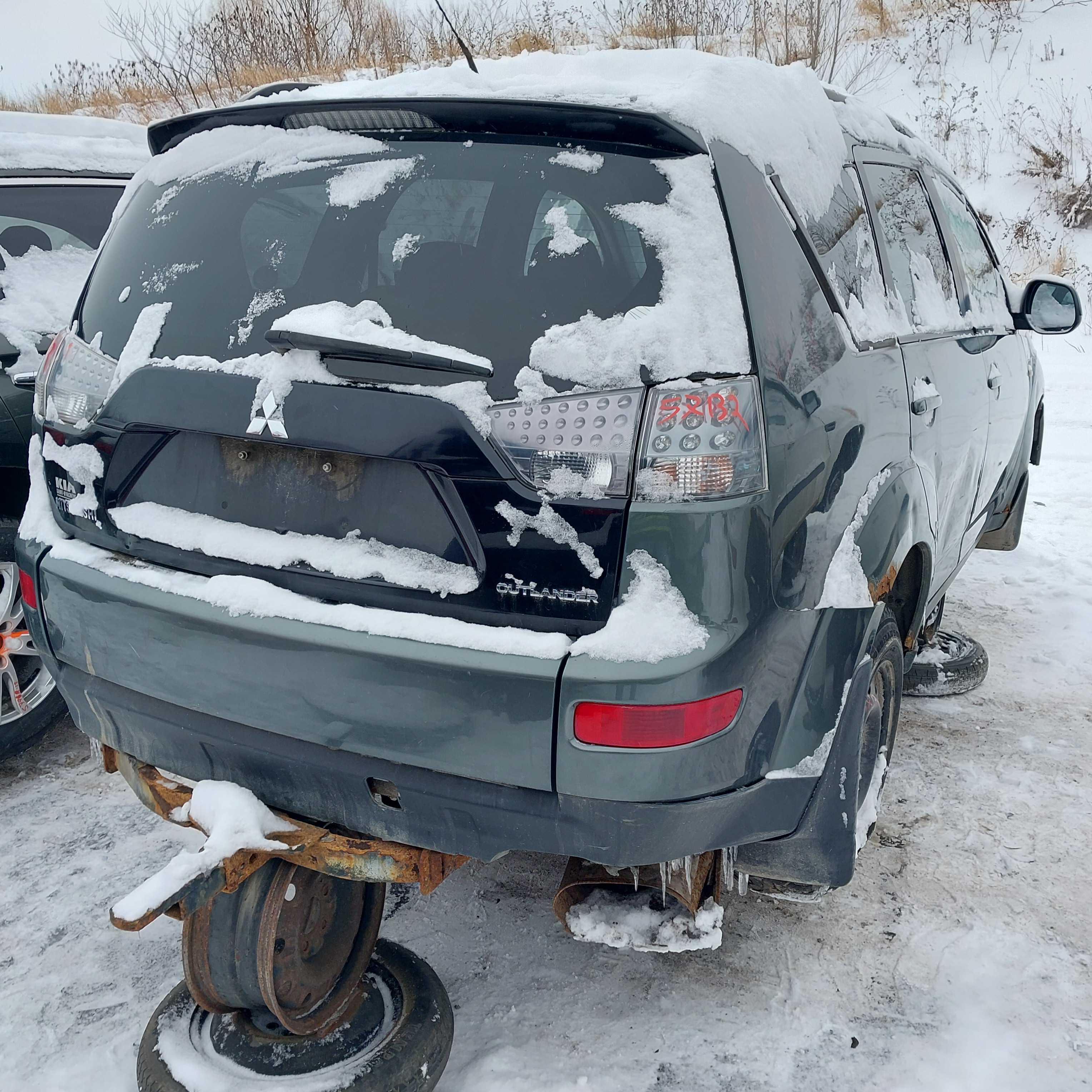 MITSUBISHI OUTLANDER 2008