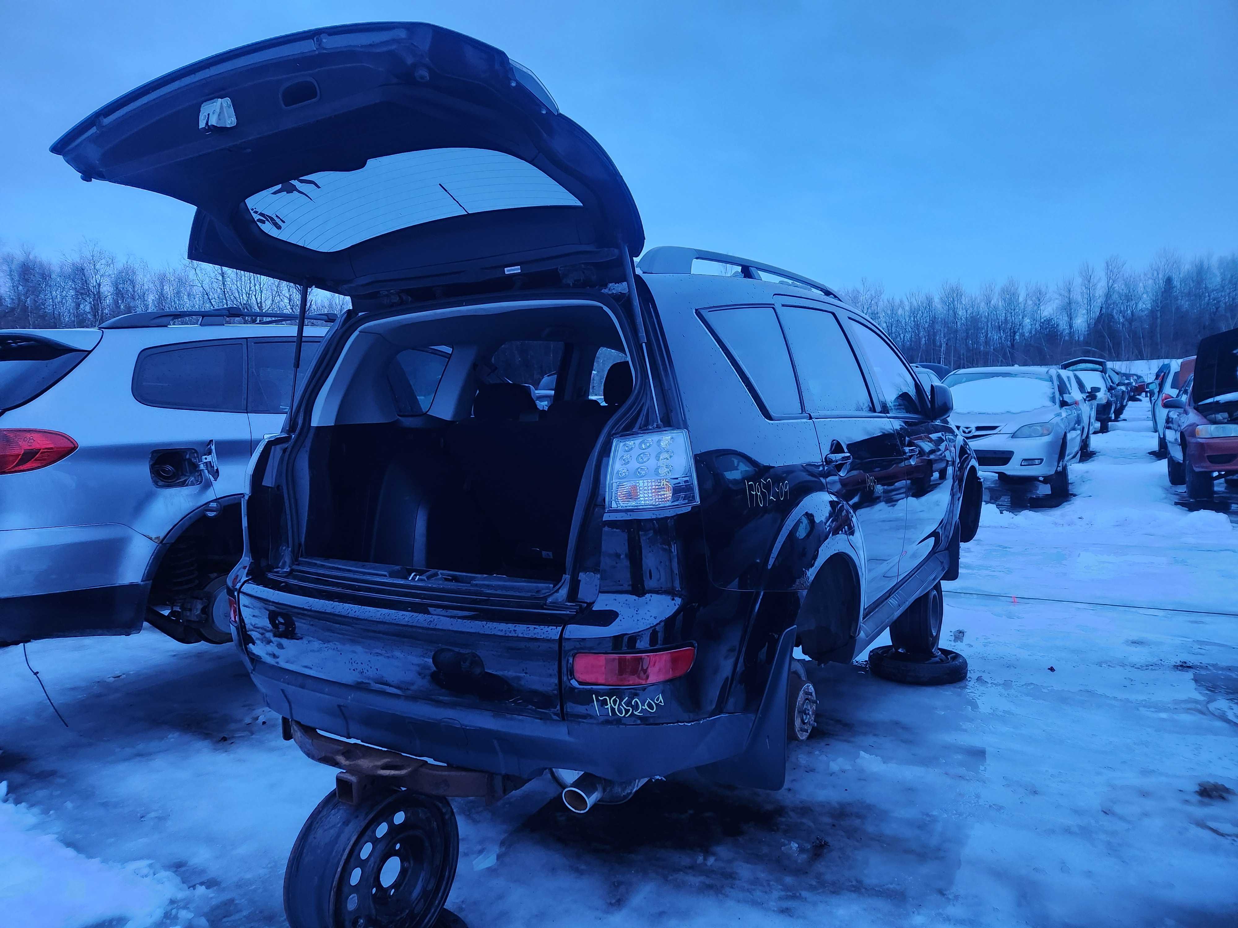 MITSUBISHI OUTLANDER 2009