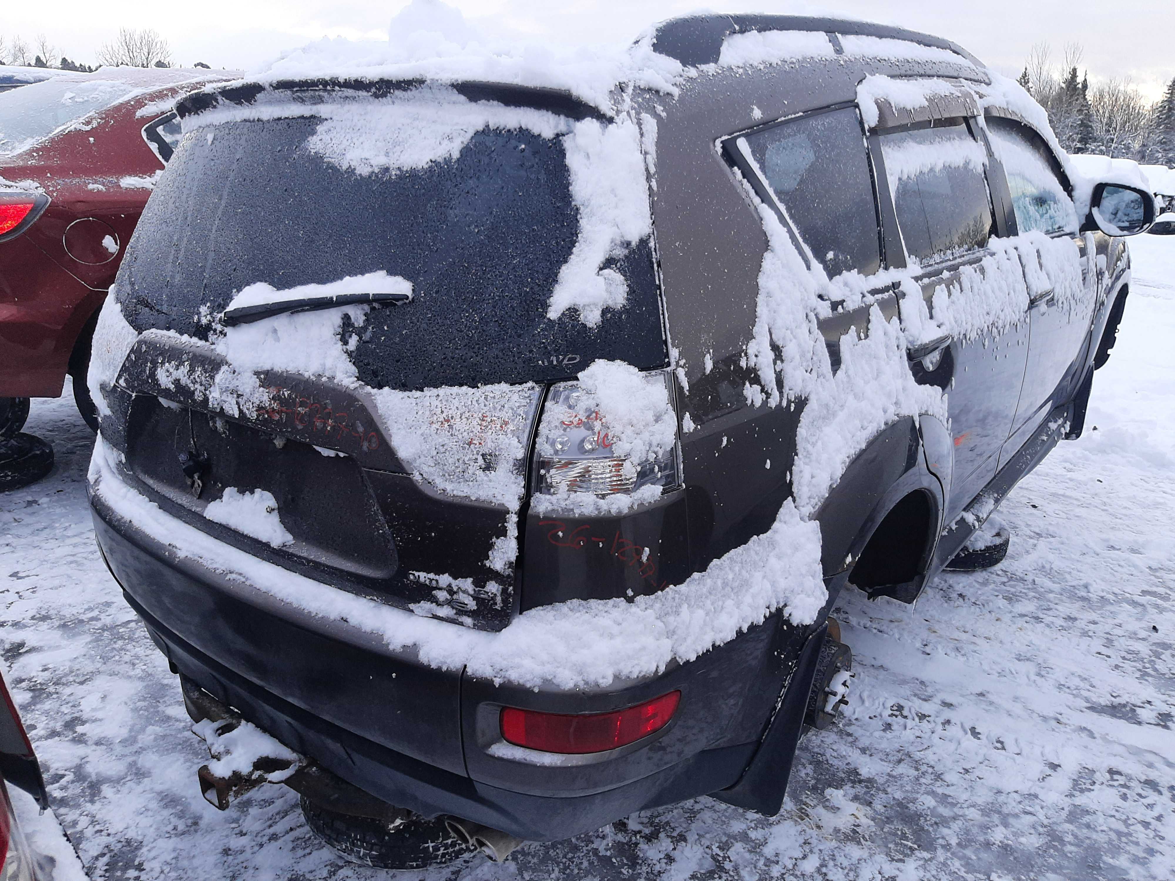 MITSUBISHI OUTLANDER 2010