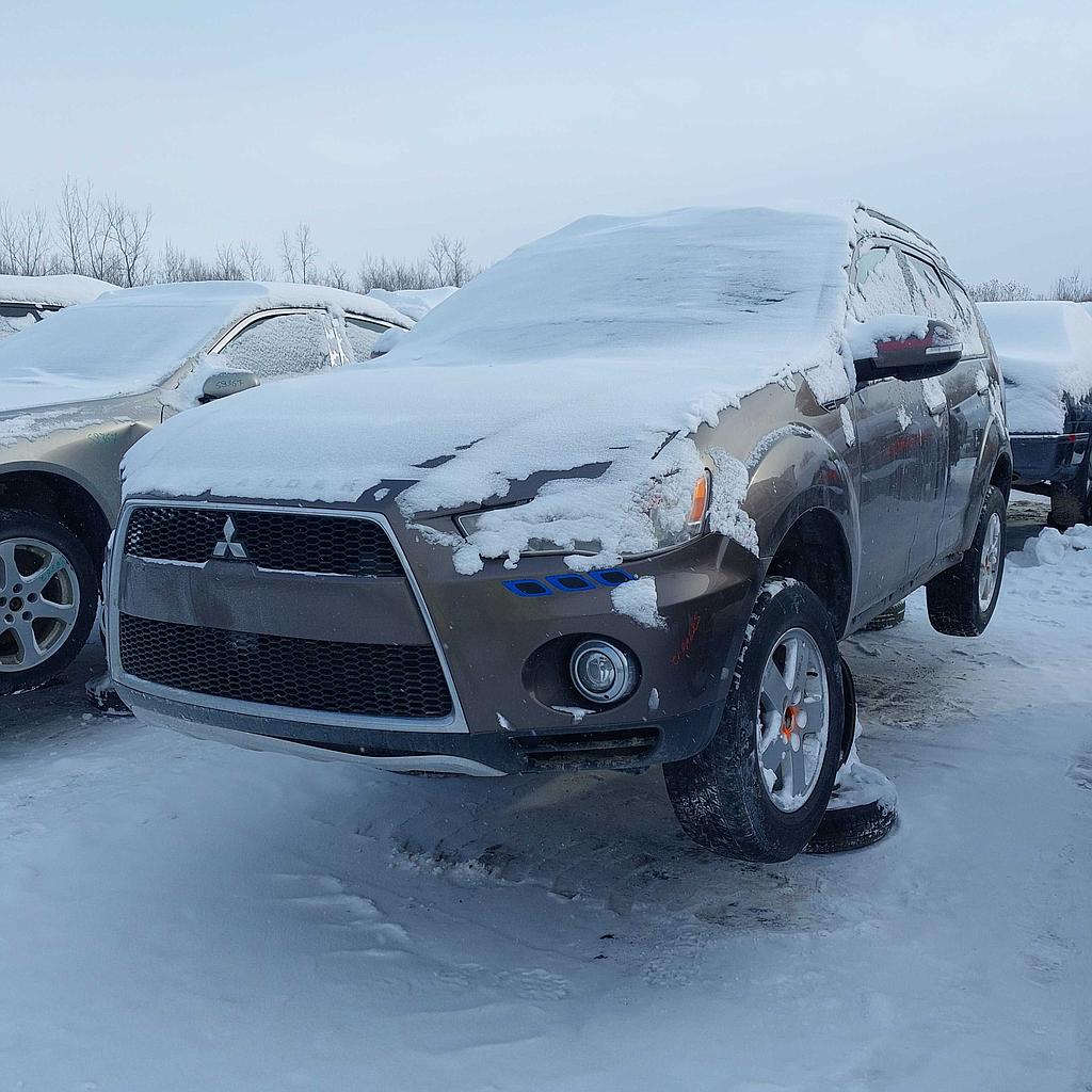 MITSUBISHI OUTLANDER 2012