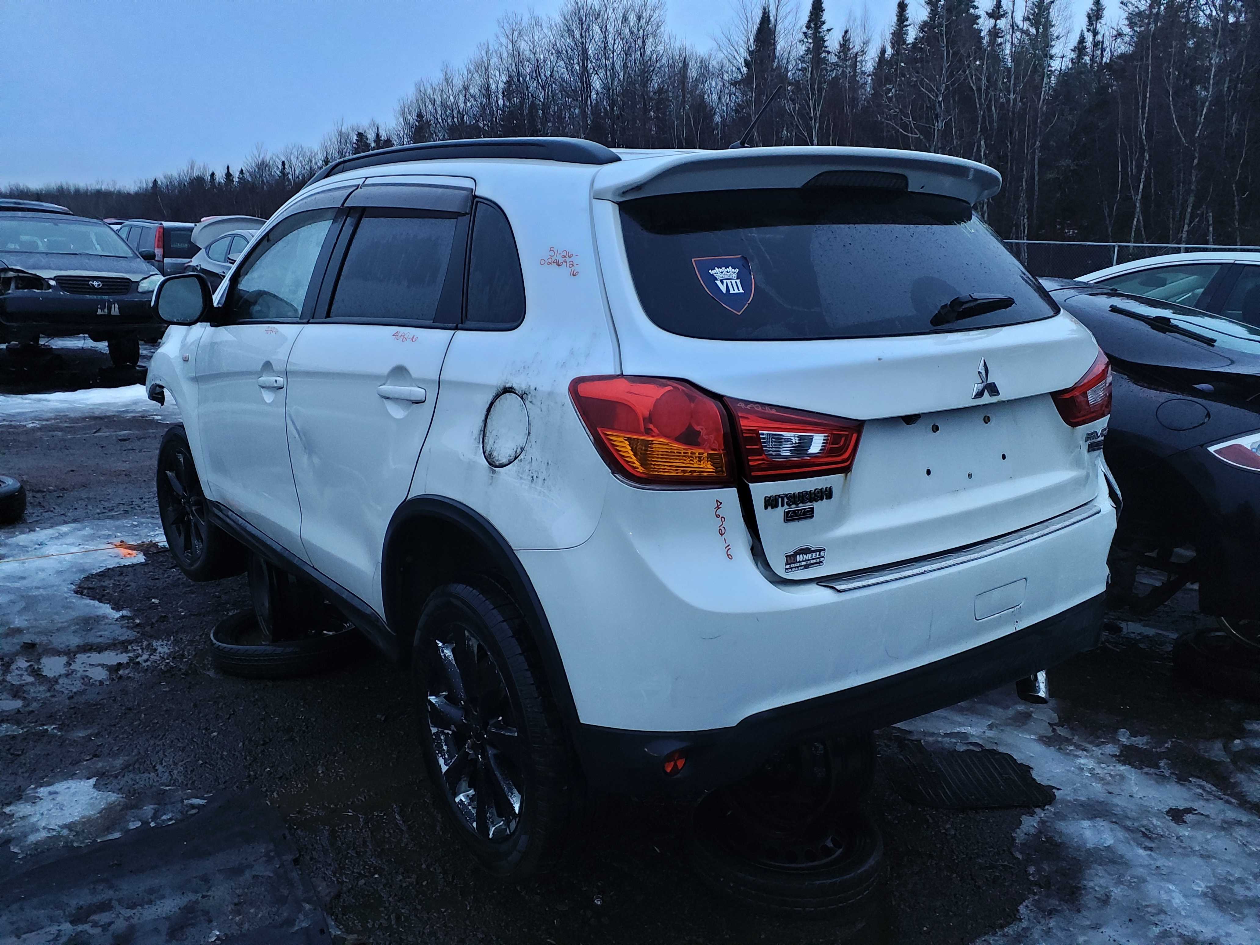 MITSUBISHI RVR 2016