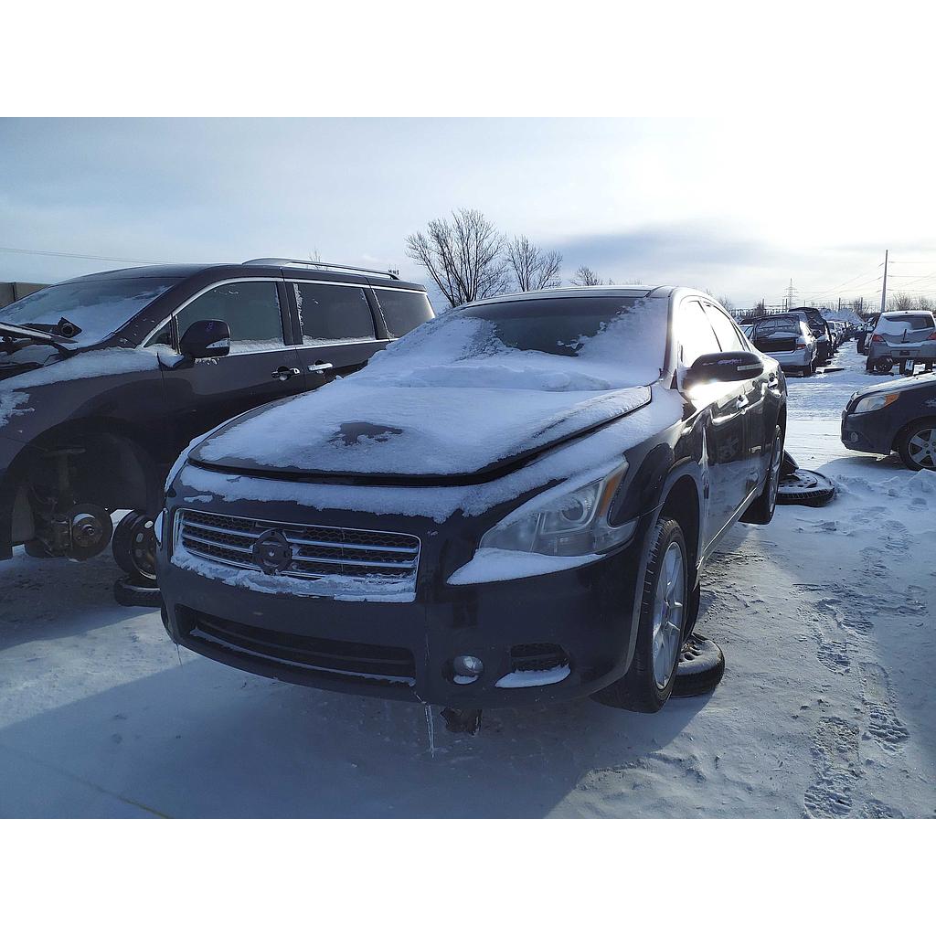 NISSAN MAXIMA 2010