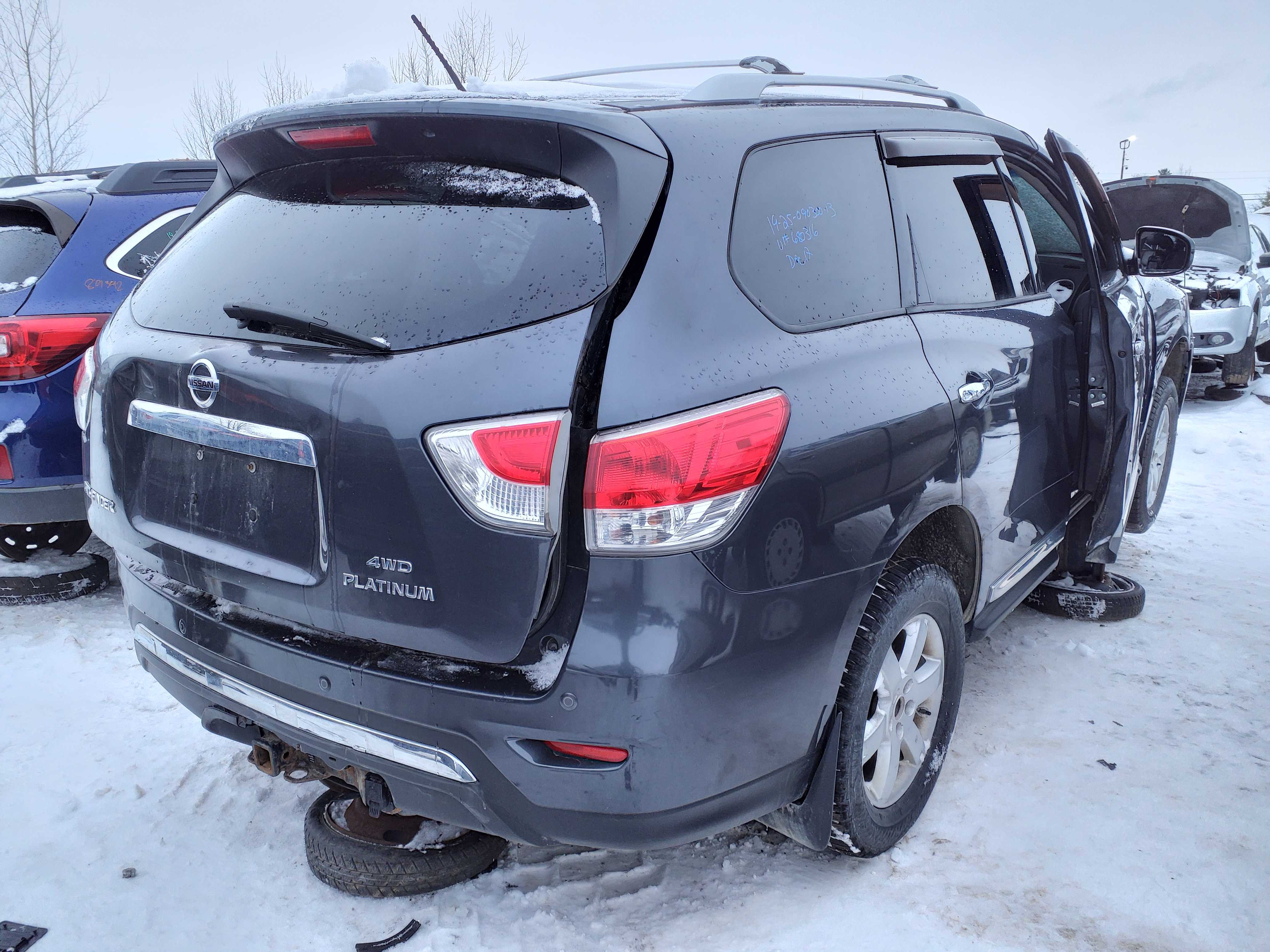 NISSAN PATHFINDER 2013