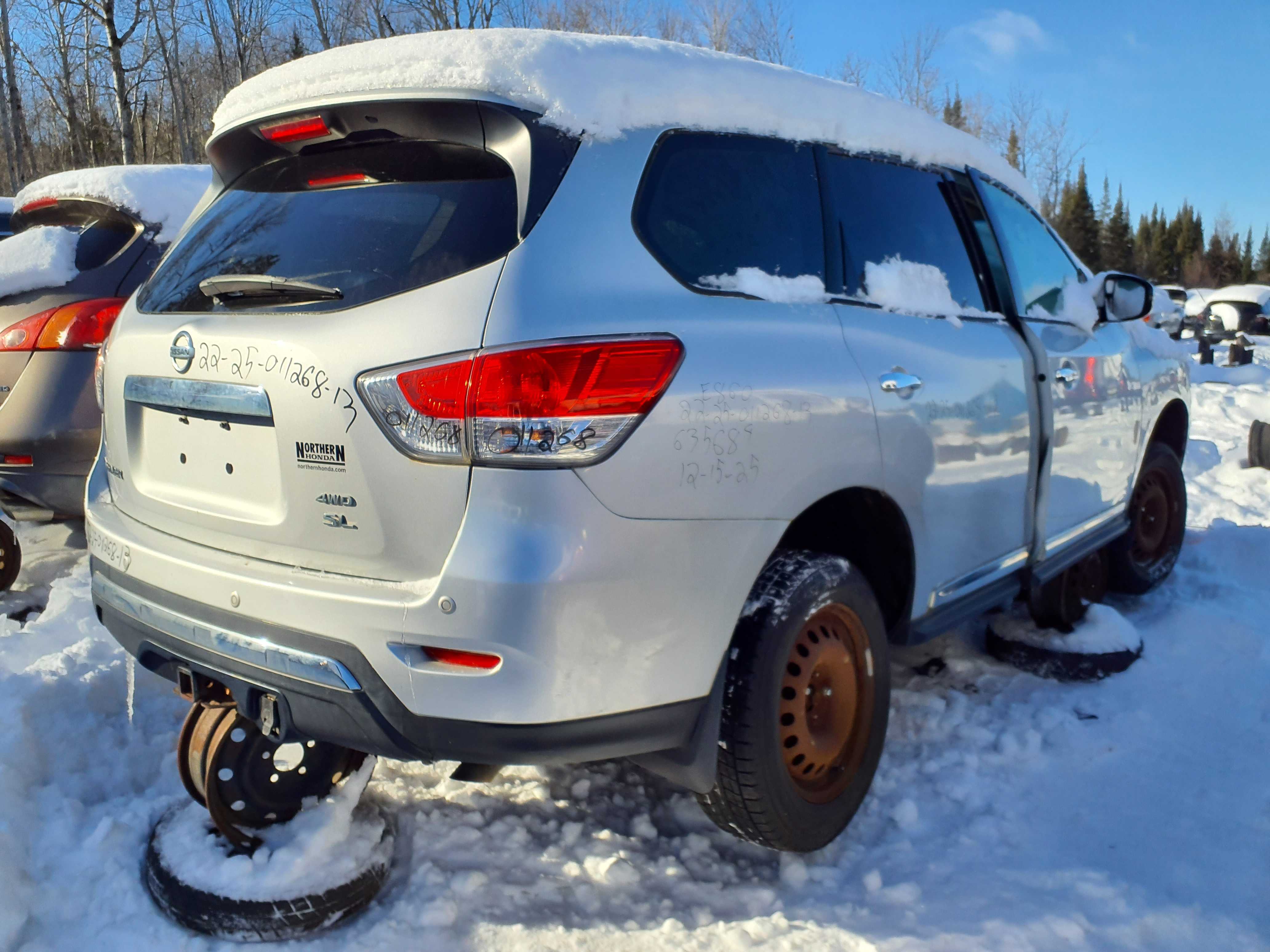 NISSAN PATHFINDER 2013