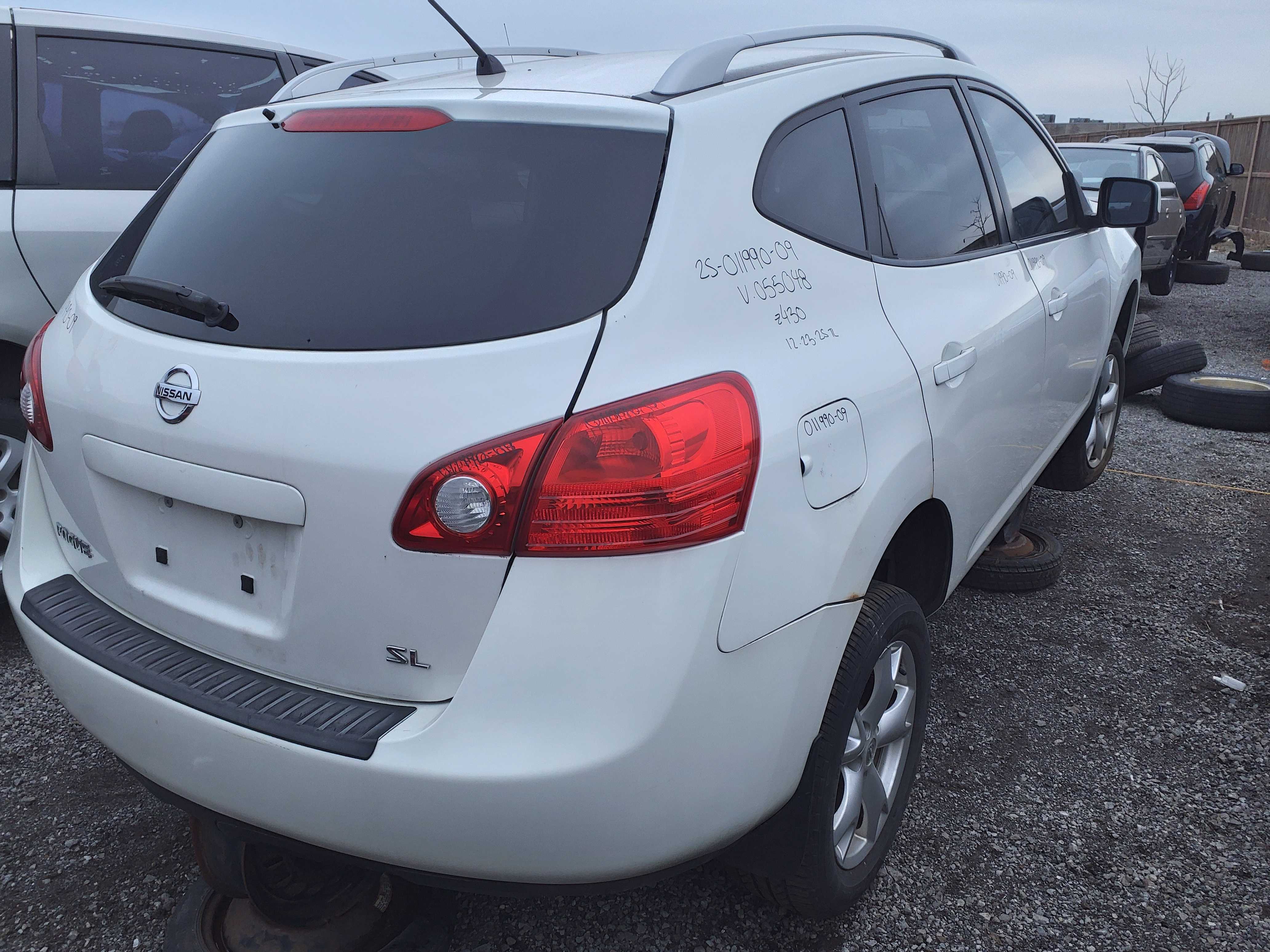 NISSAN ROGUE 2009
