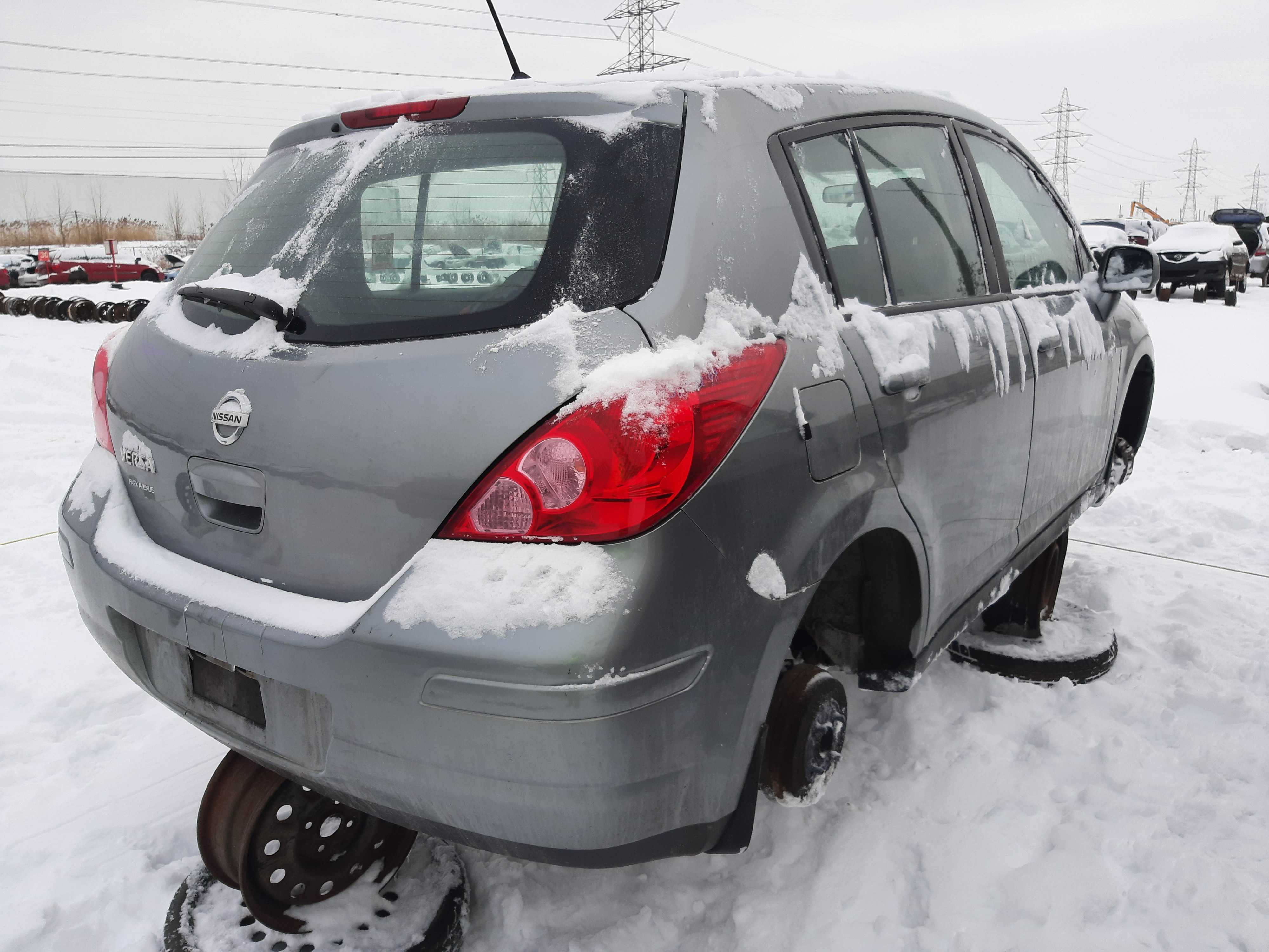 NISSAN VERSA 2009