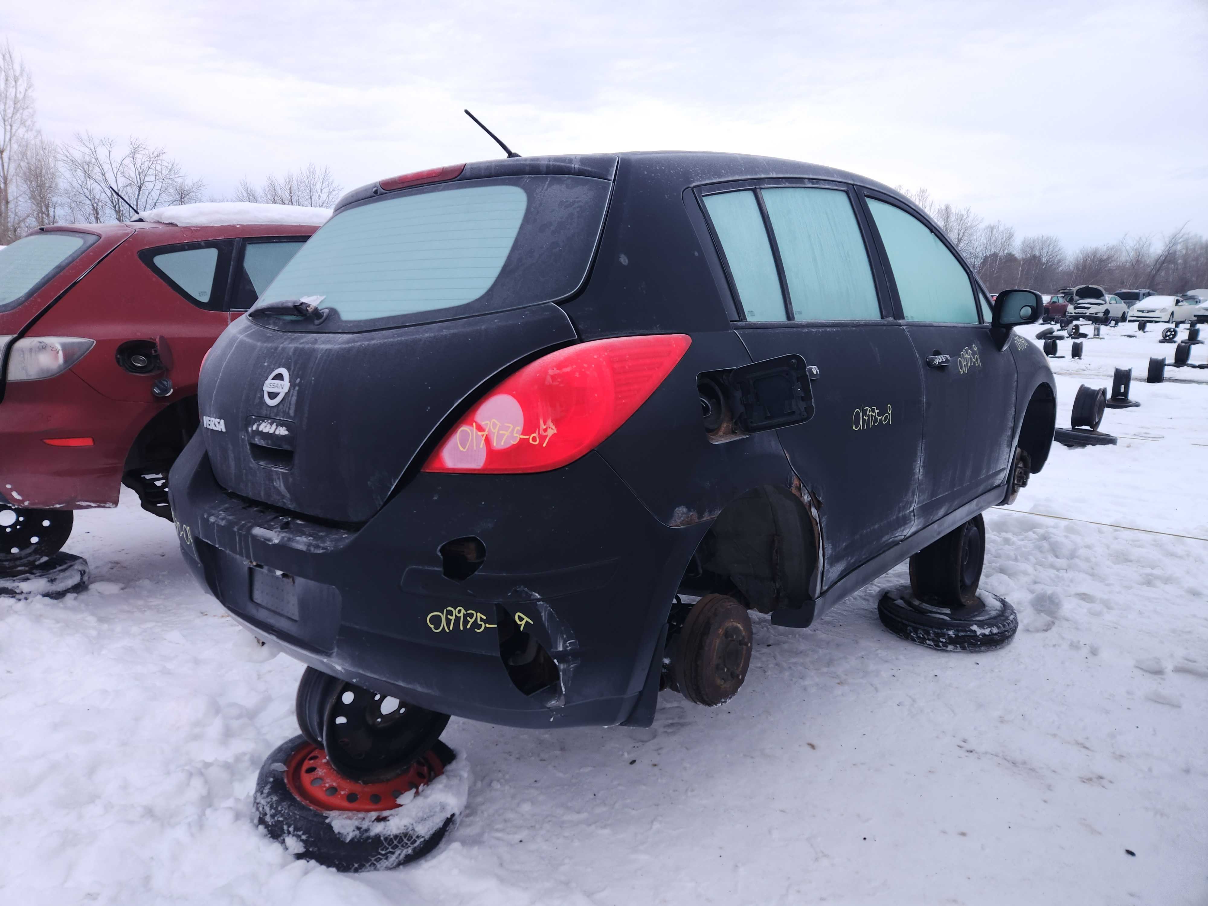 NISSAN VERSA 2009