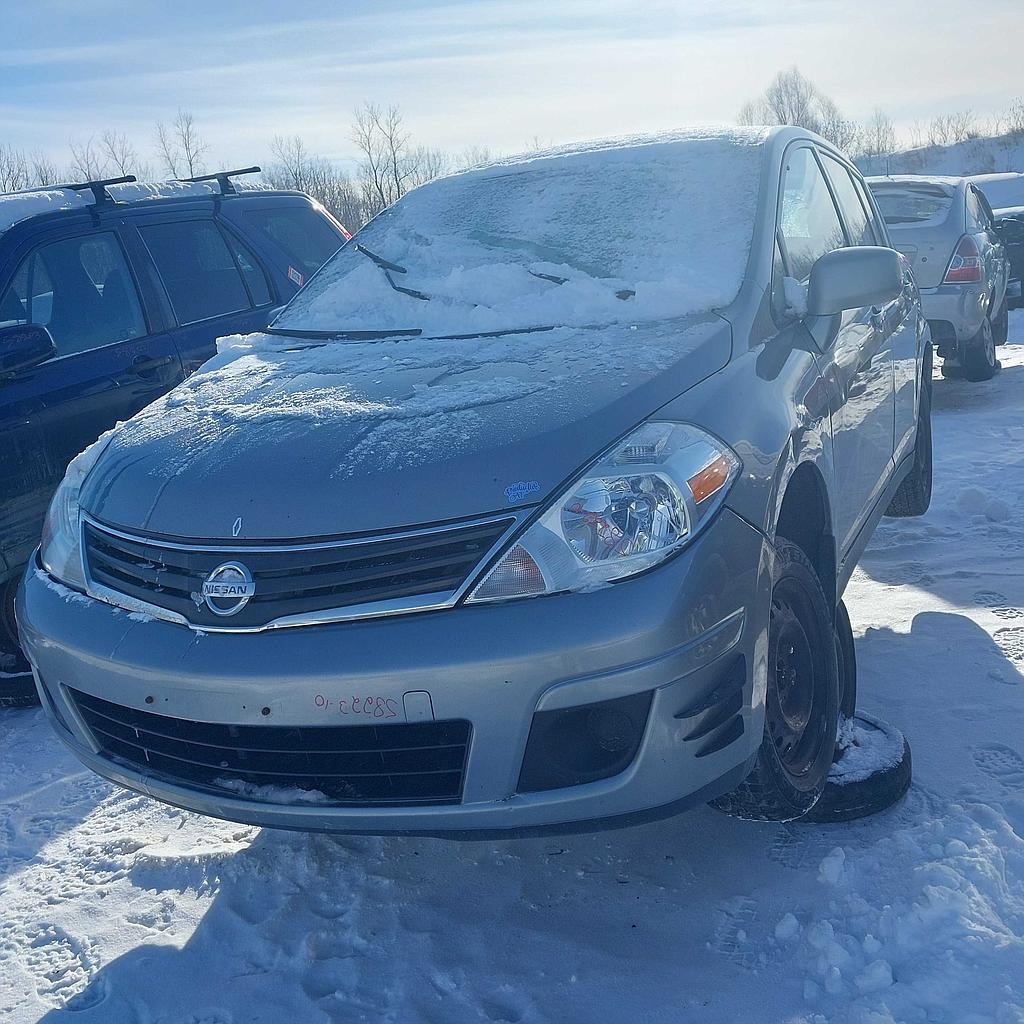 NISSAN VERSA 2010
