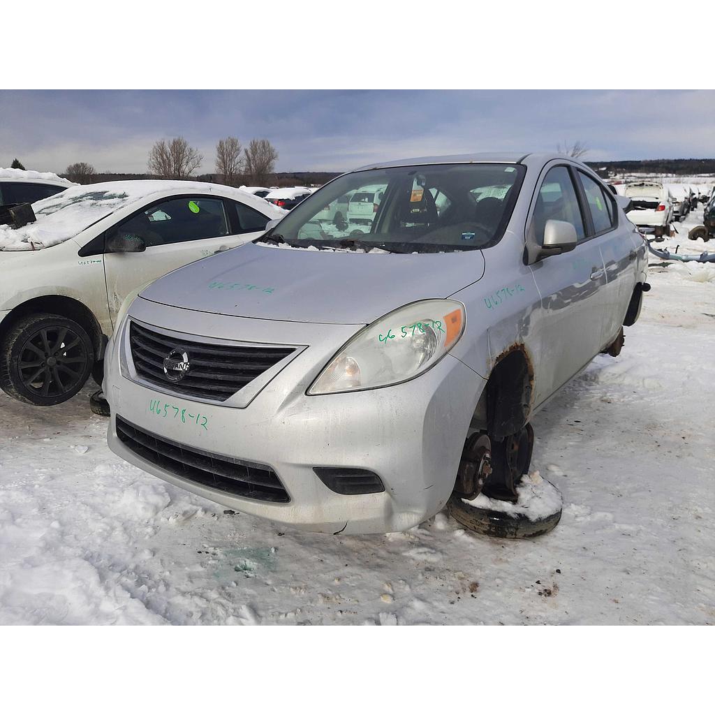 NISSAN VERSA 2012