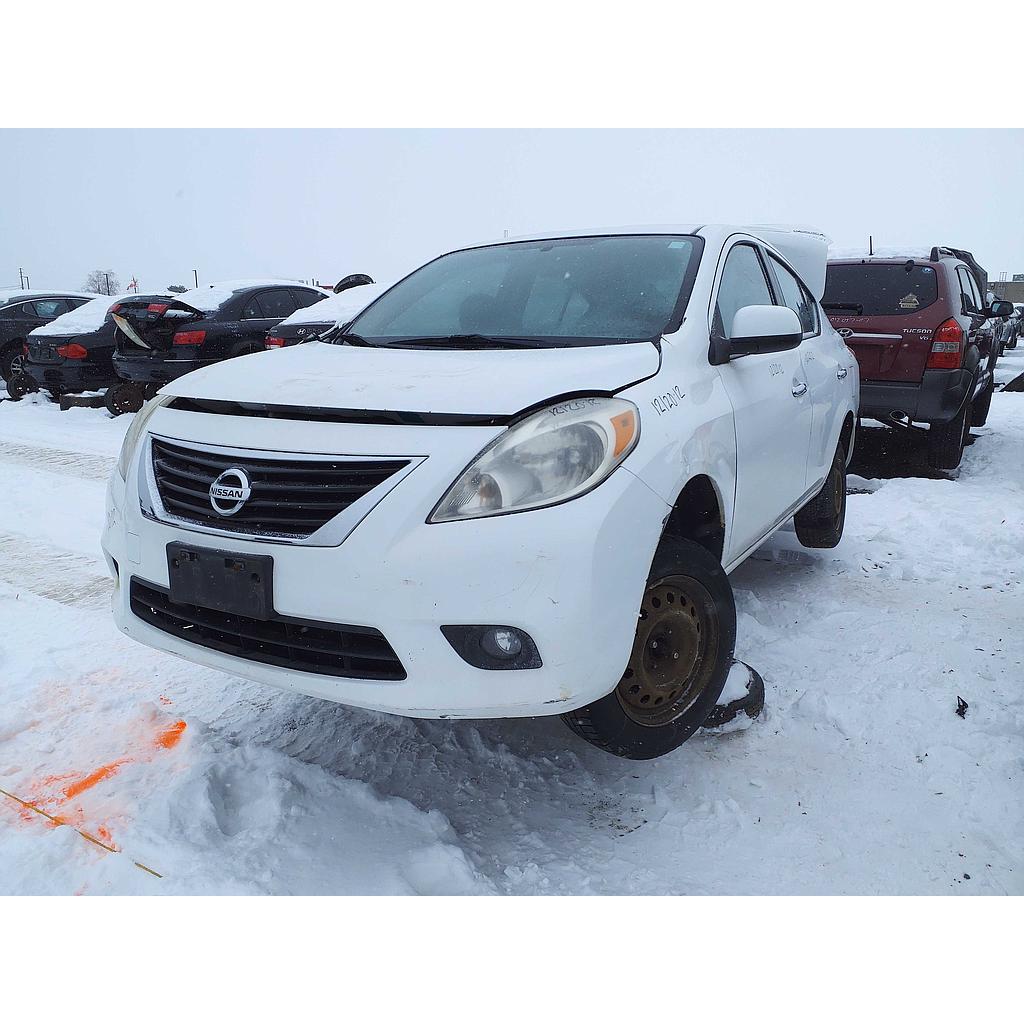 NISSAN VERSA 2012