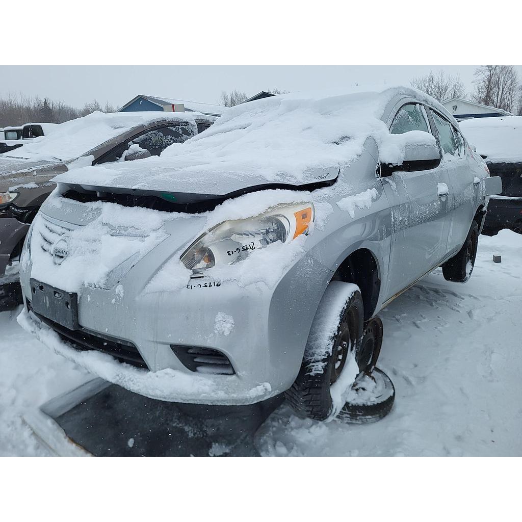 NISSAN VERSA 2013
