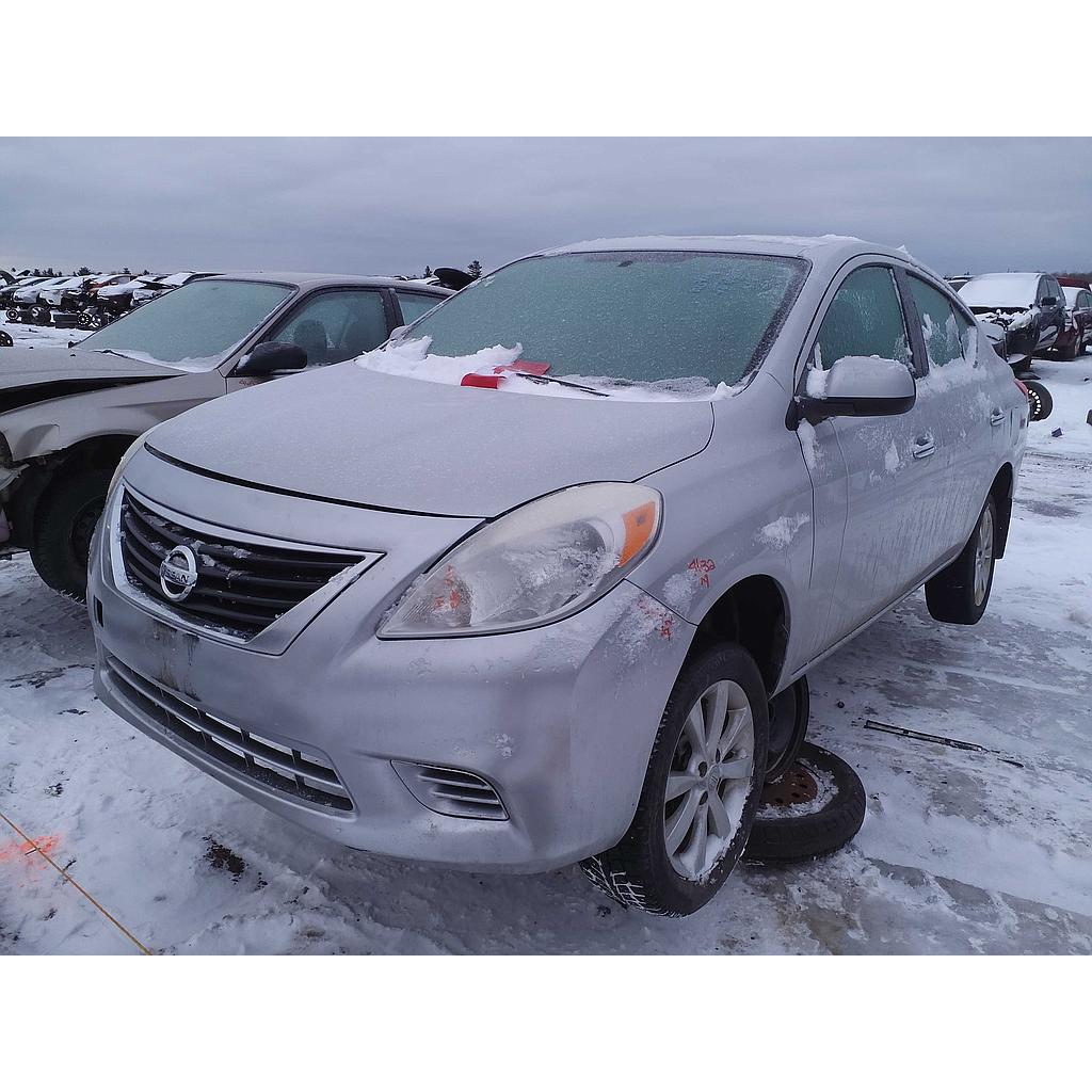 NISSAN VERSA 2014