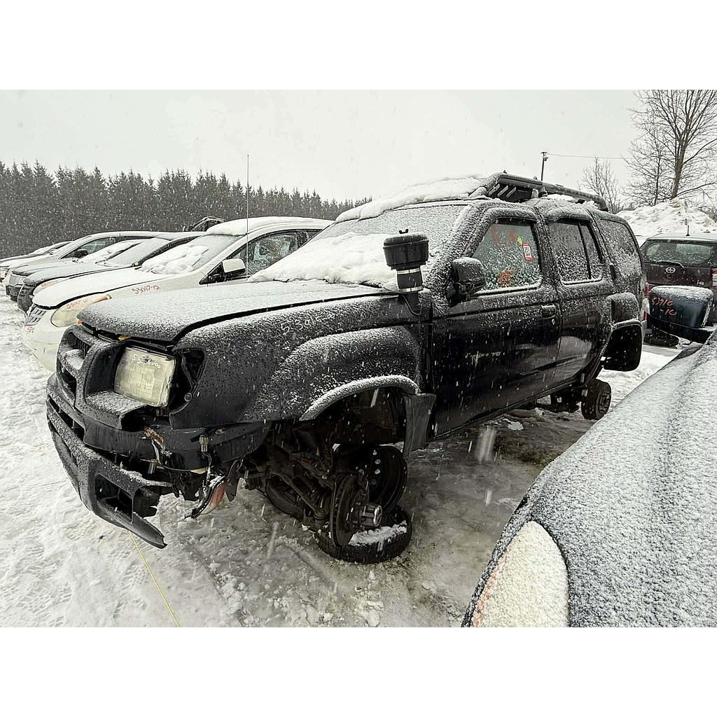 NISSAN XTERRA 2000