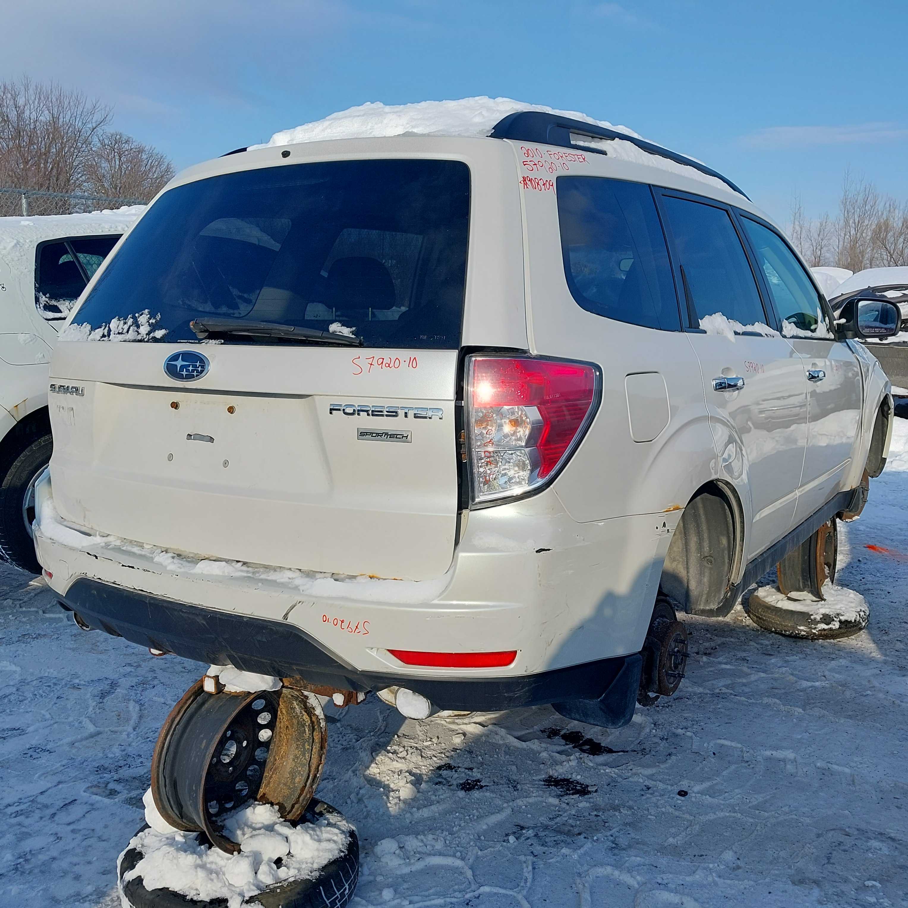 SUBARU FORESTER 2010
