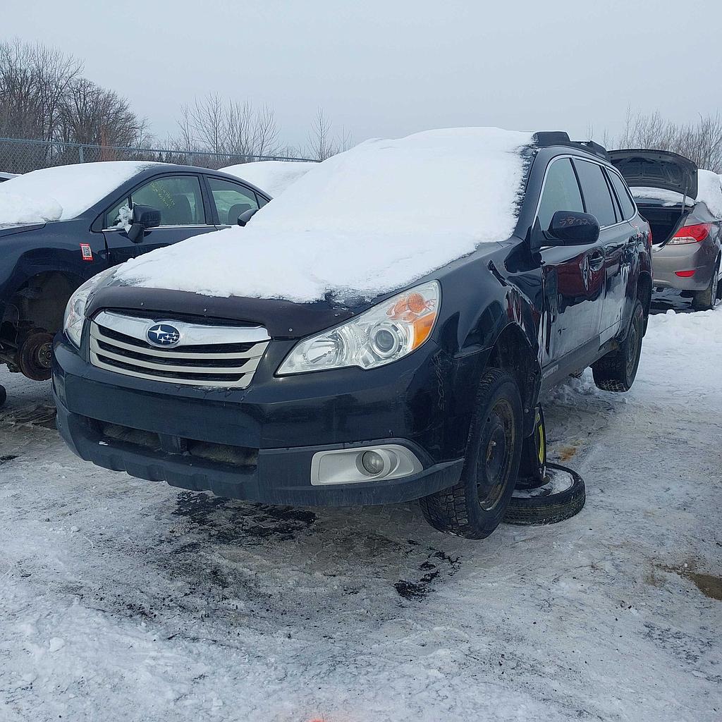 SUBARU OUTBACK 2011