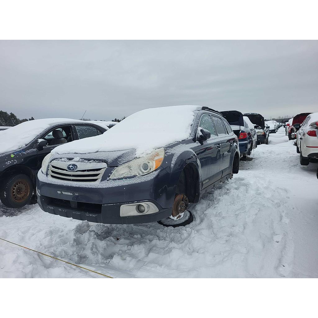 SUBARU OUTBACK 2012