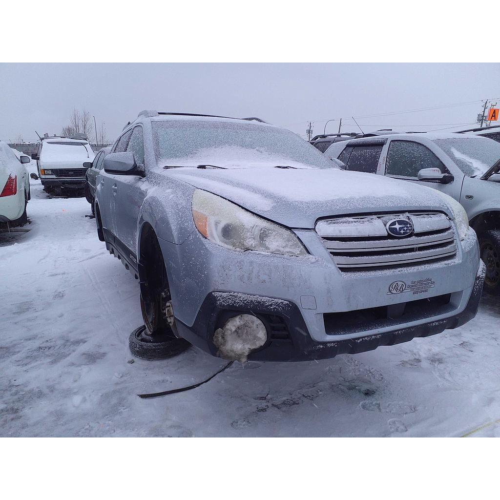 SUBARU OUTBACK 2013