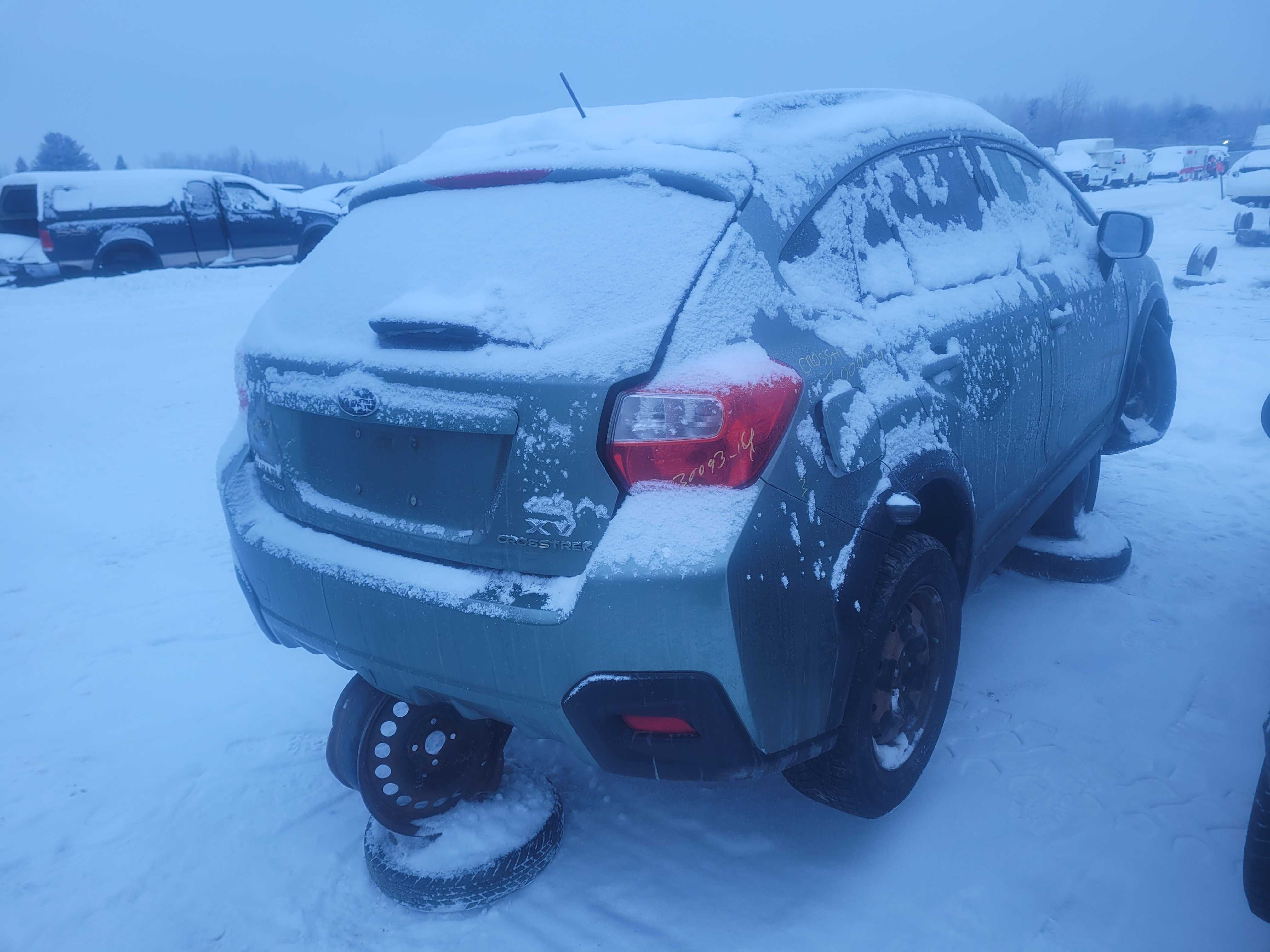 SUBARU XV CROSSTREK 2014