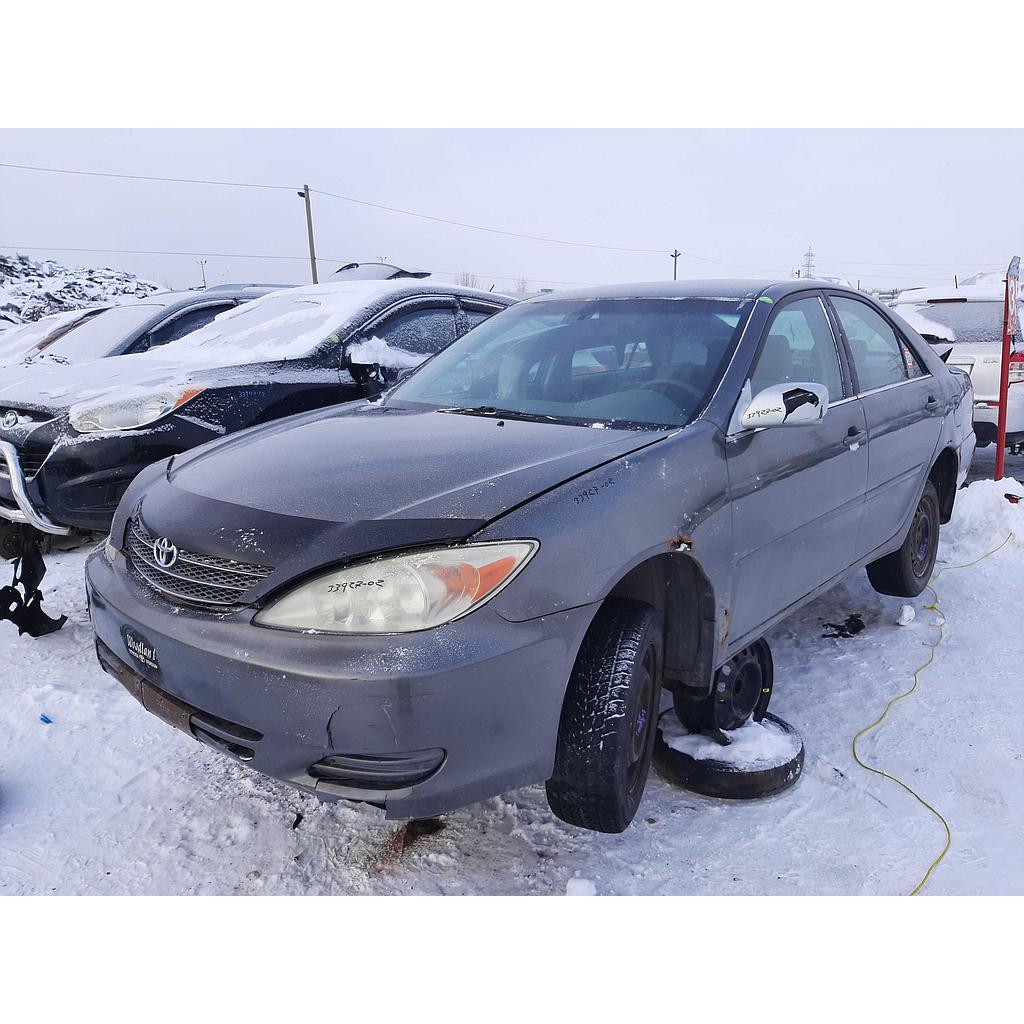 TOYOTA CAMRY 2002