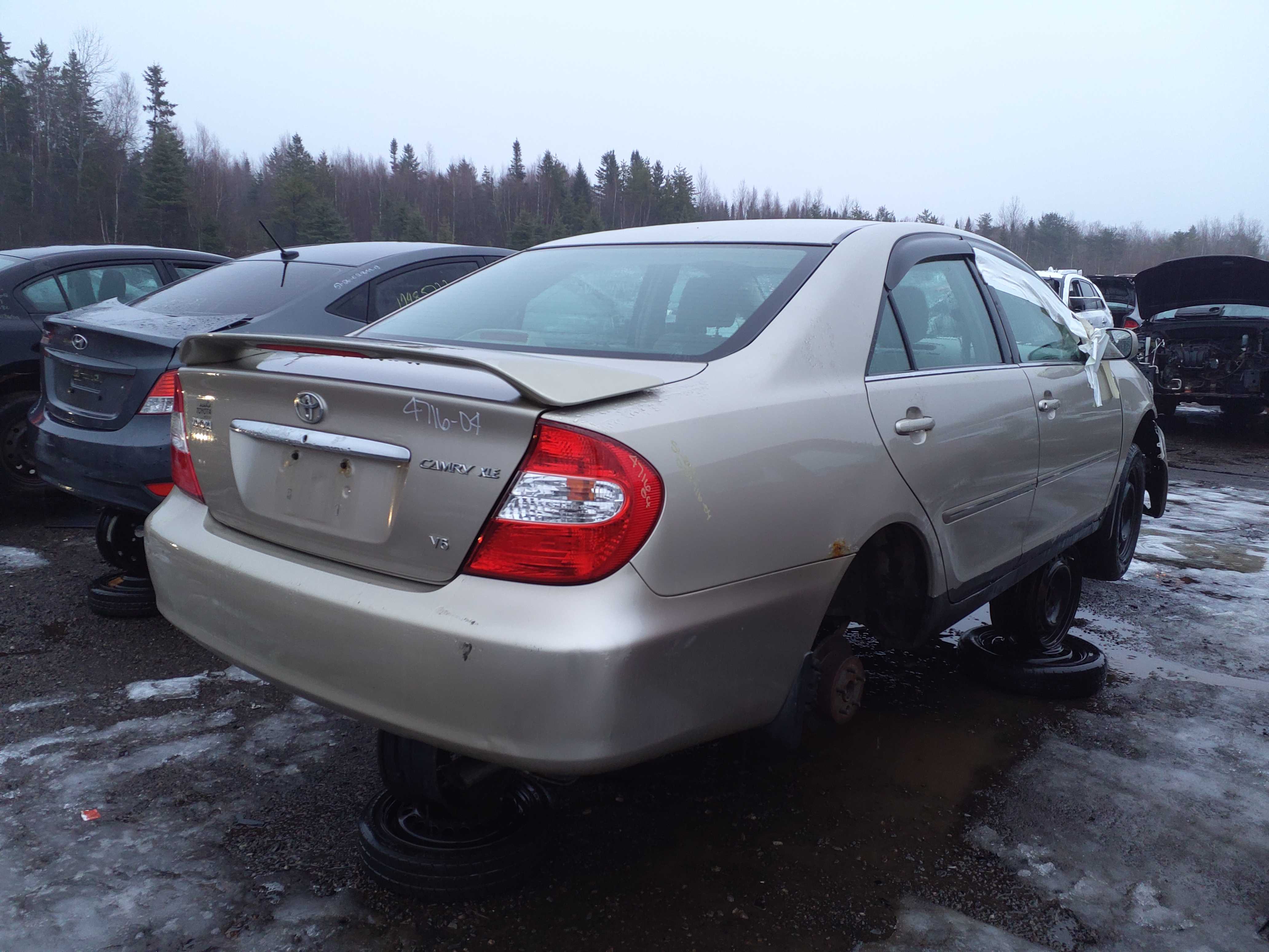TOYOTA CAMRY 2004