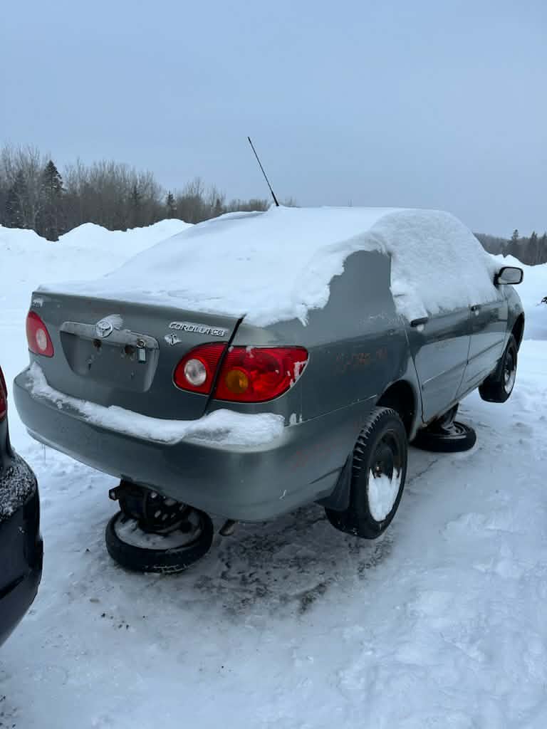 TOYOTA COROLLA 2004