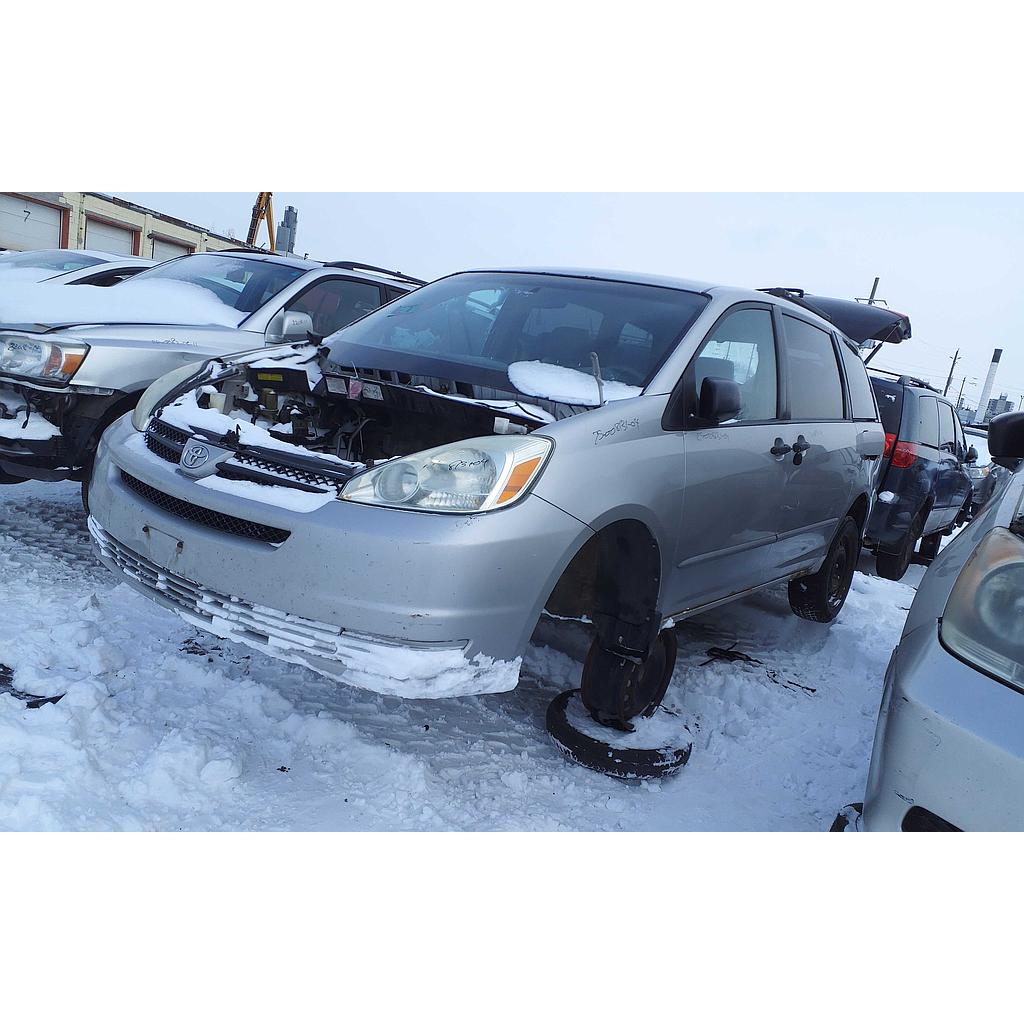 TOYOTA SIENNA 2004