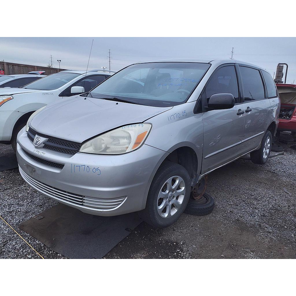 TOYOTA SIENNA 2005