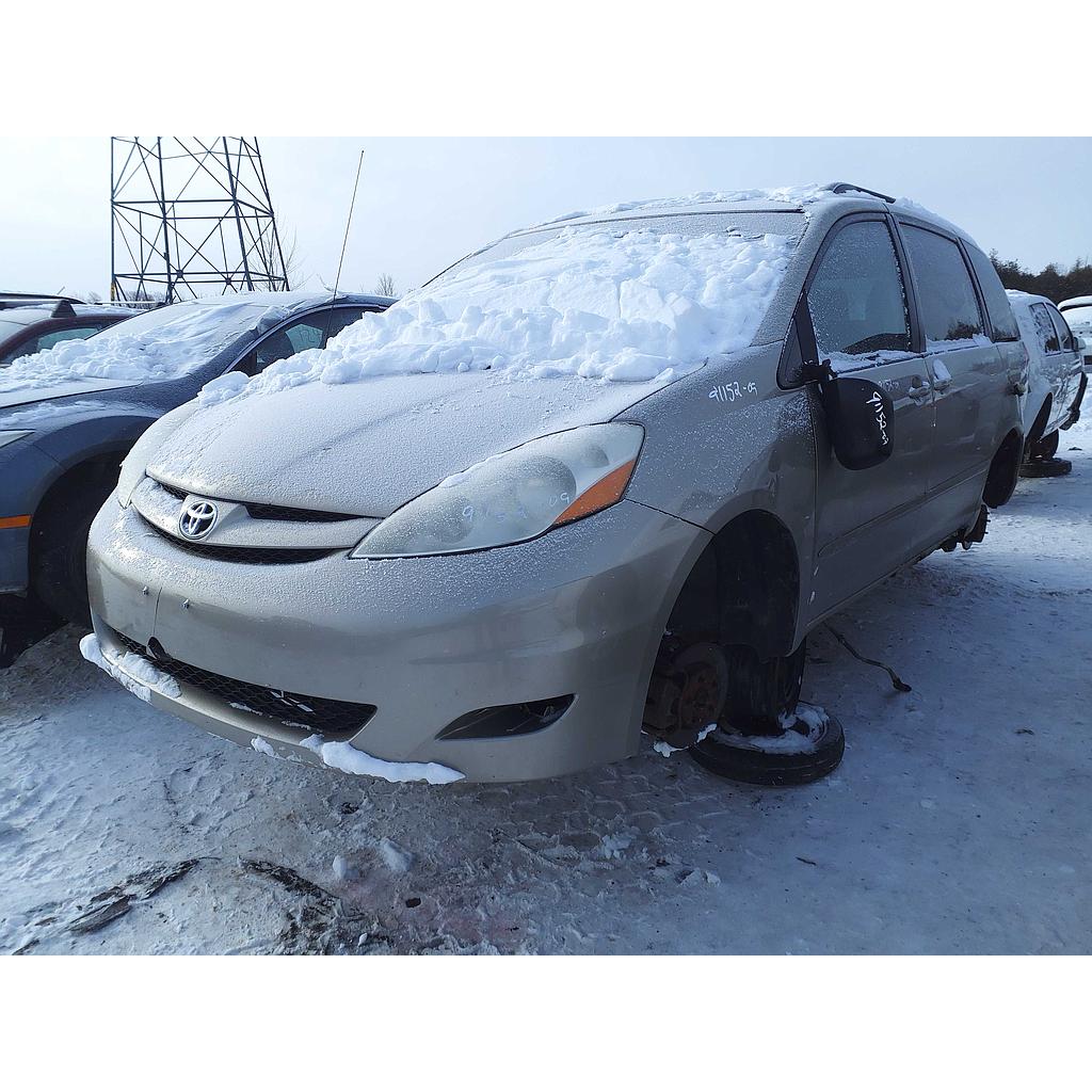 TOYOTA SIENNA 2009