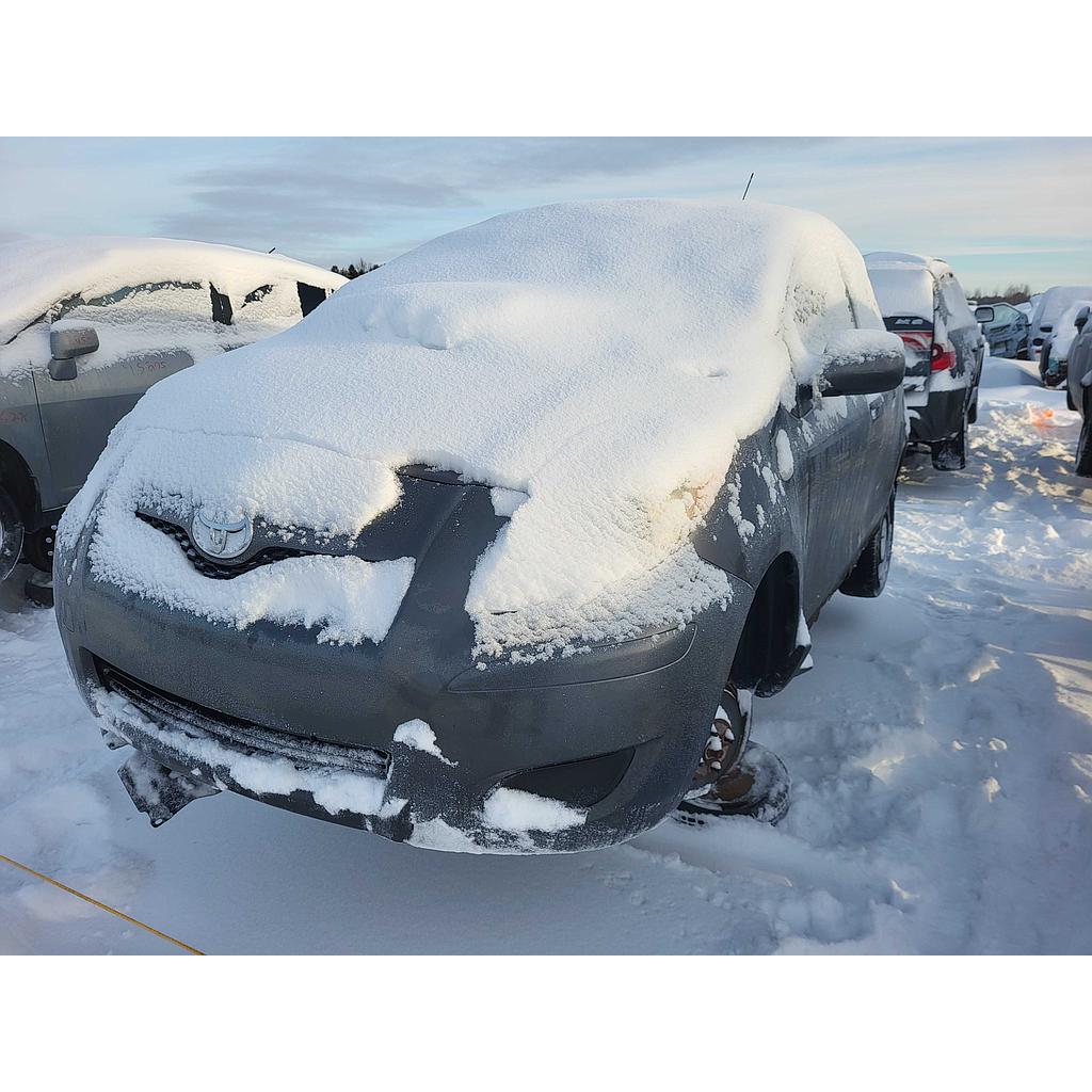 TOYOTA YARIS 2010