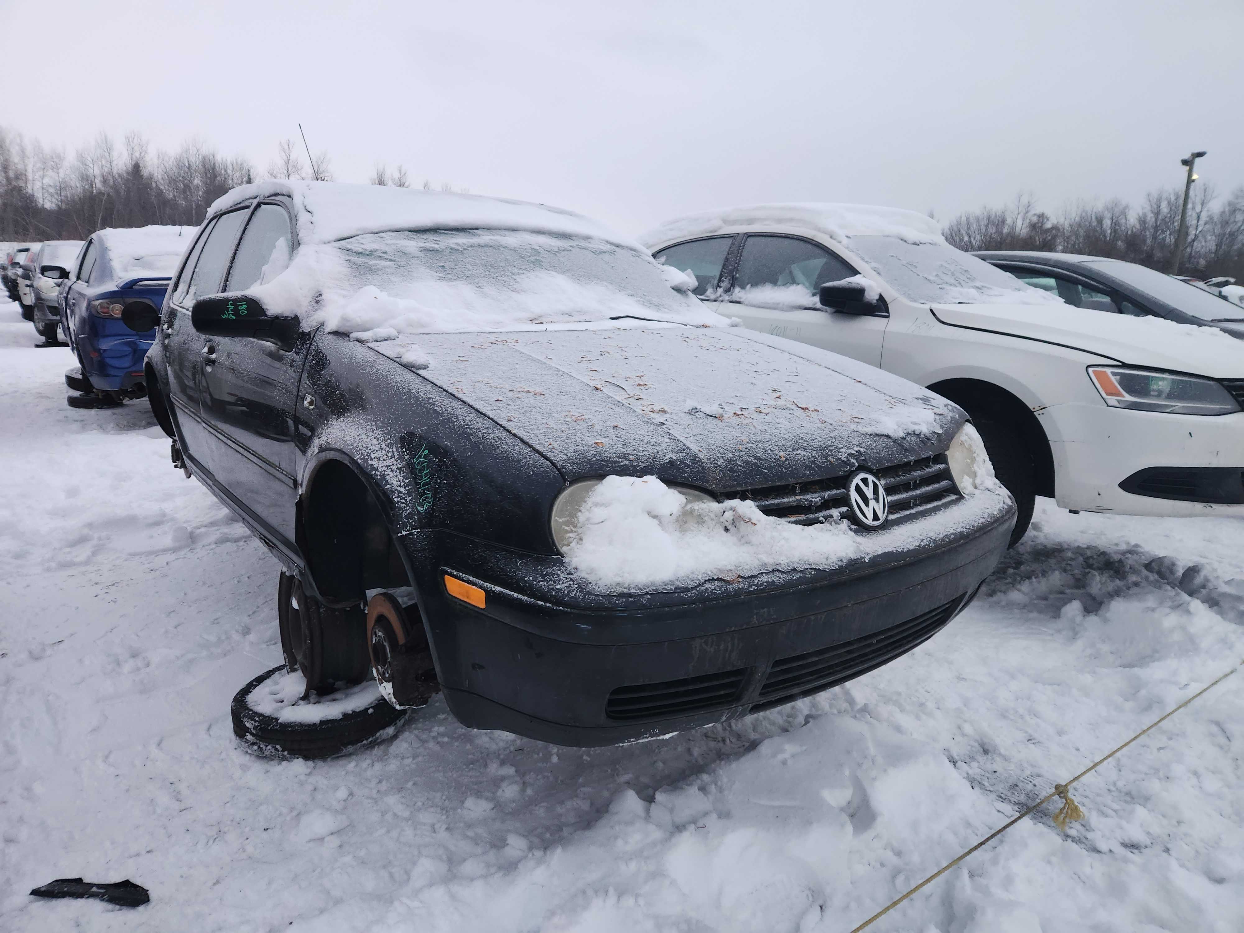 VOLKSWAGEN GOLF 2003