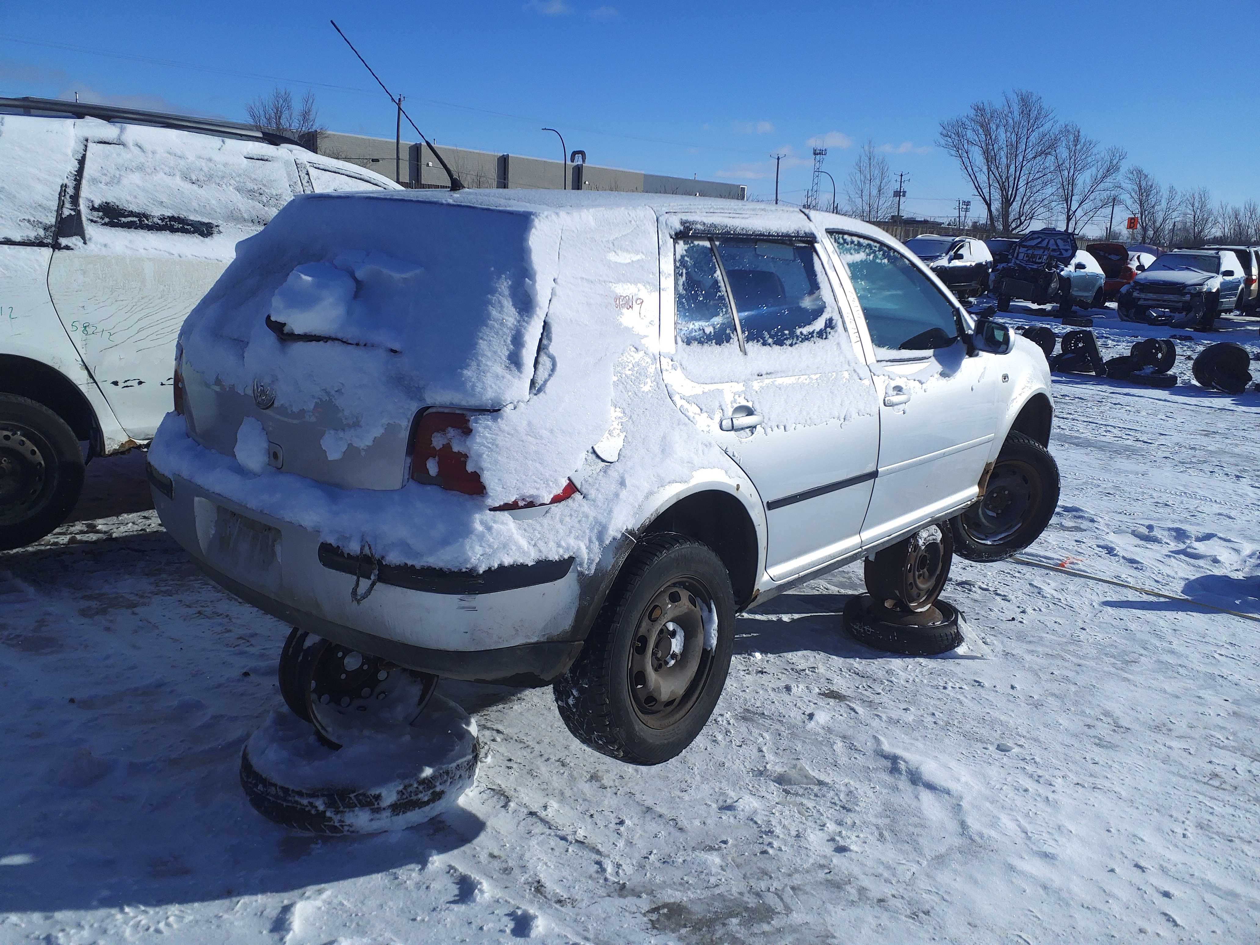 VOLKSWAGEN GOLF 2004