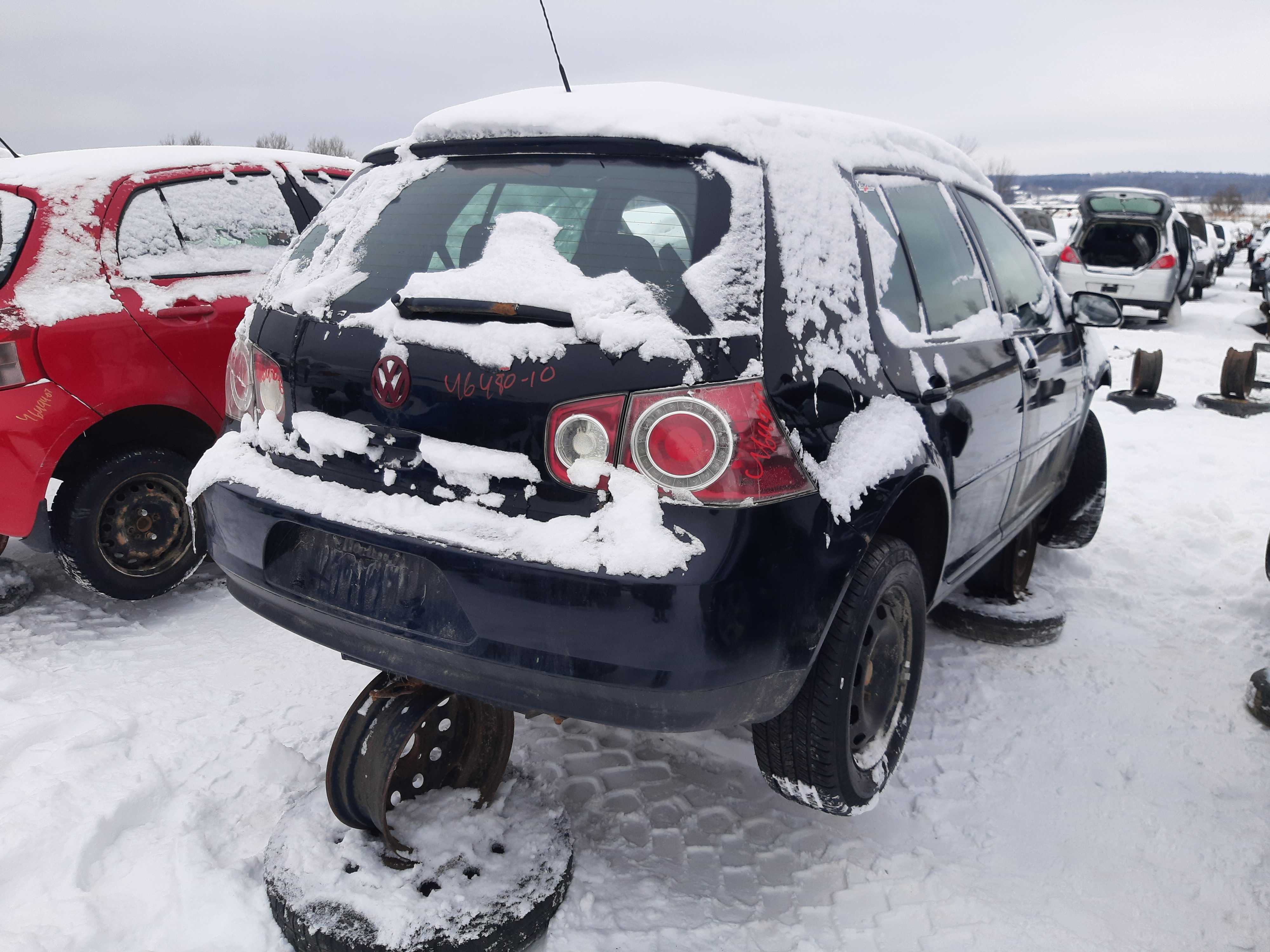 VOLKSWAGEN GOLF 2010