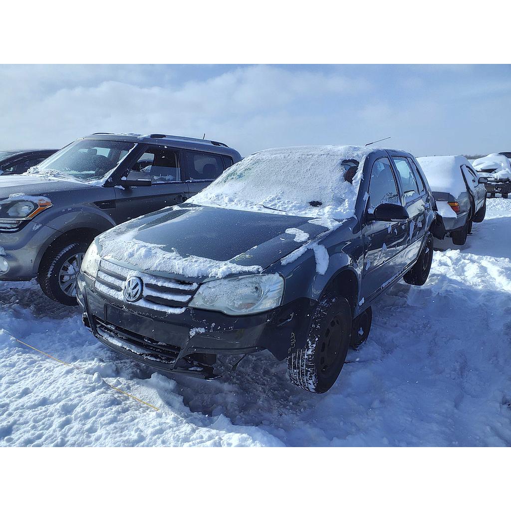 VOLKSWAGEN GOLF 2010